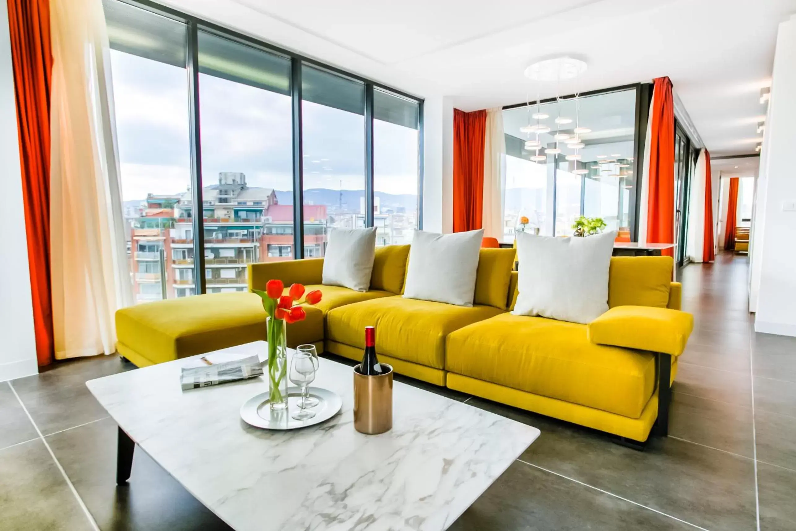 Living room, Seating Area in Cosmo Apartments Sants