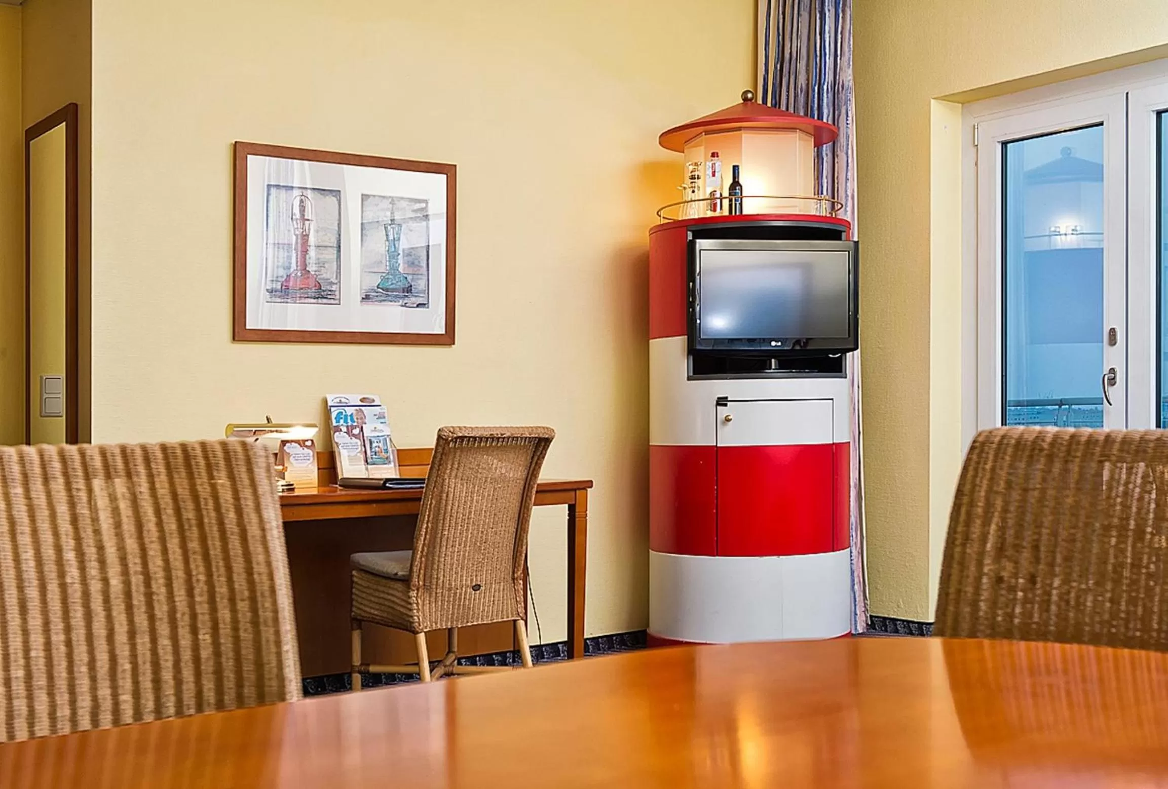 Photo of the whole room in Wyndham Stralsund HanseDom