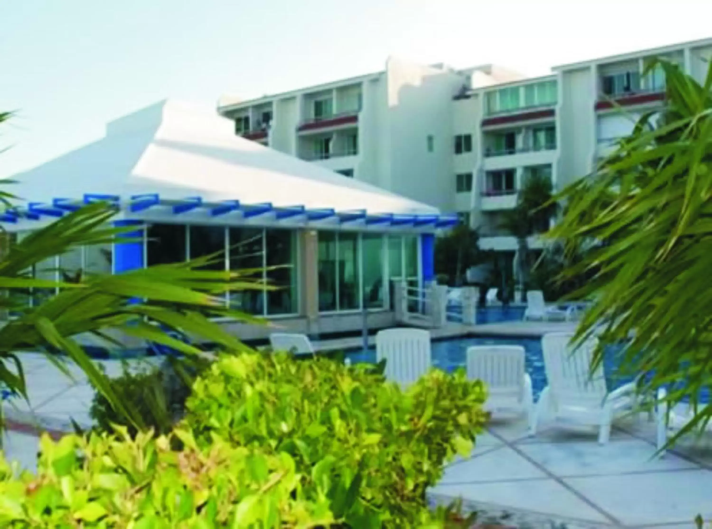 Property building, Swimming Pool in Apartment Ocean Front Cancun