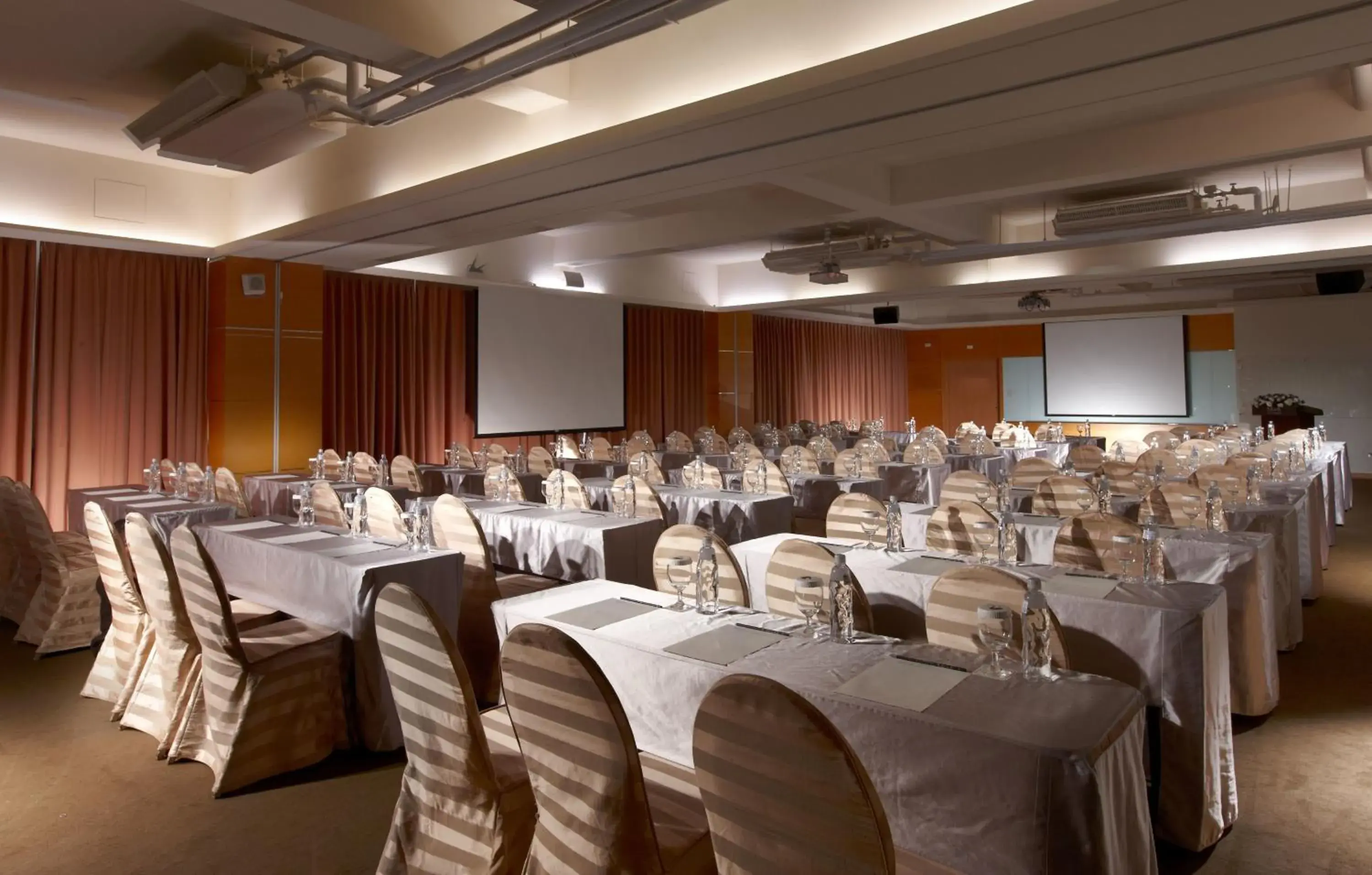 Banquet/Function facilities, Banquet Facilities in LIDO FORESTRY SPA RESORT