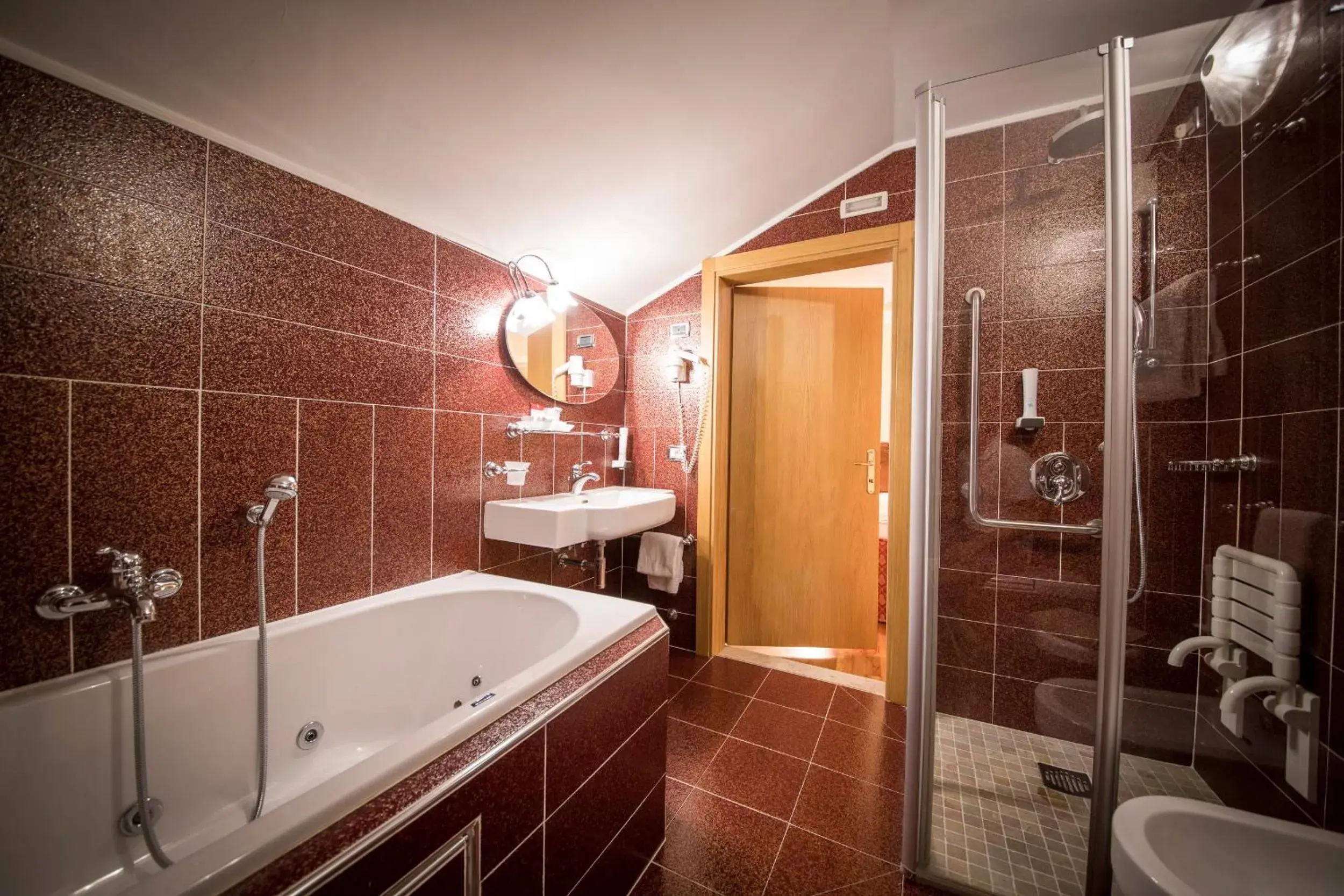 Shower, Bathroom in Hotel Spessotto