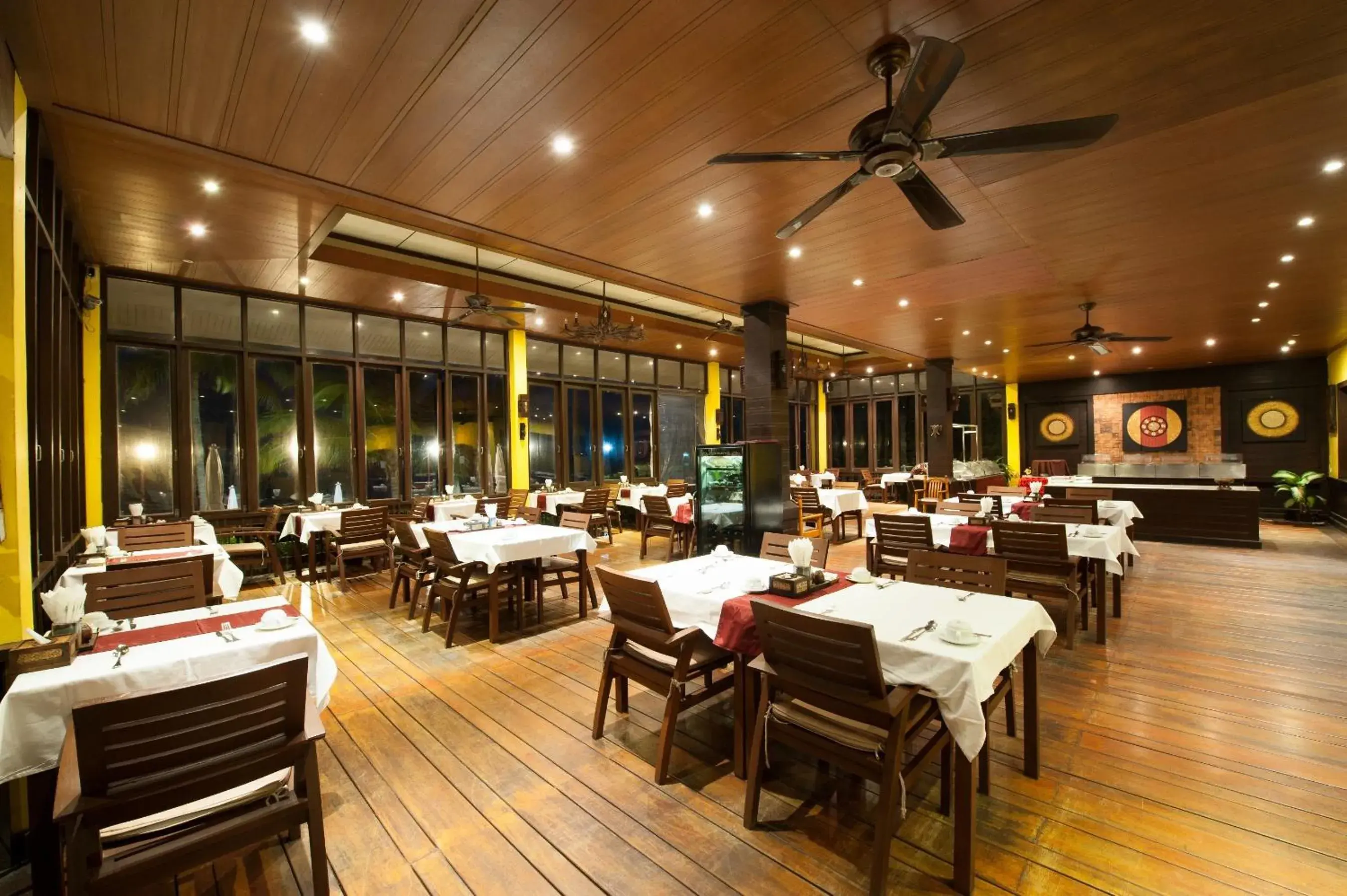 Restaurant/Places to Eat in Pinnacle Samui Resort SHA Plus