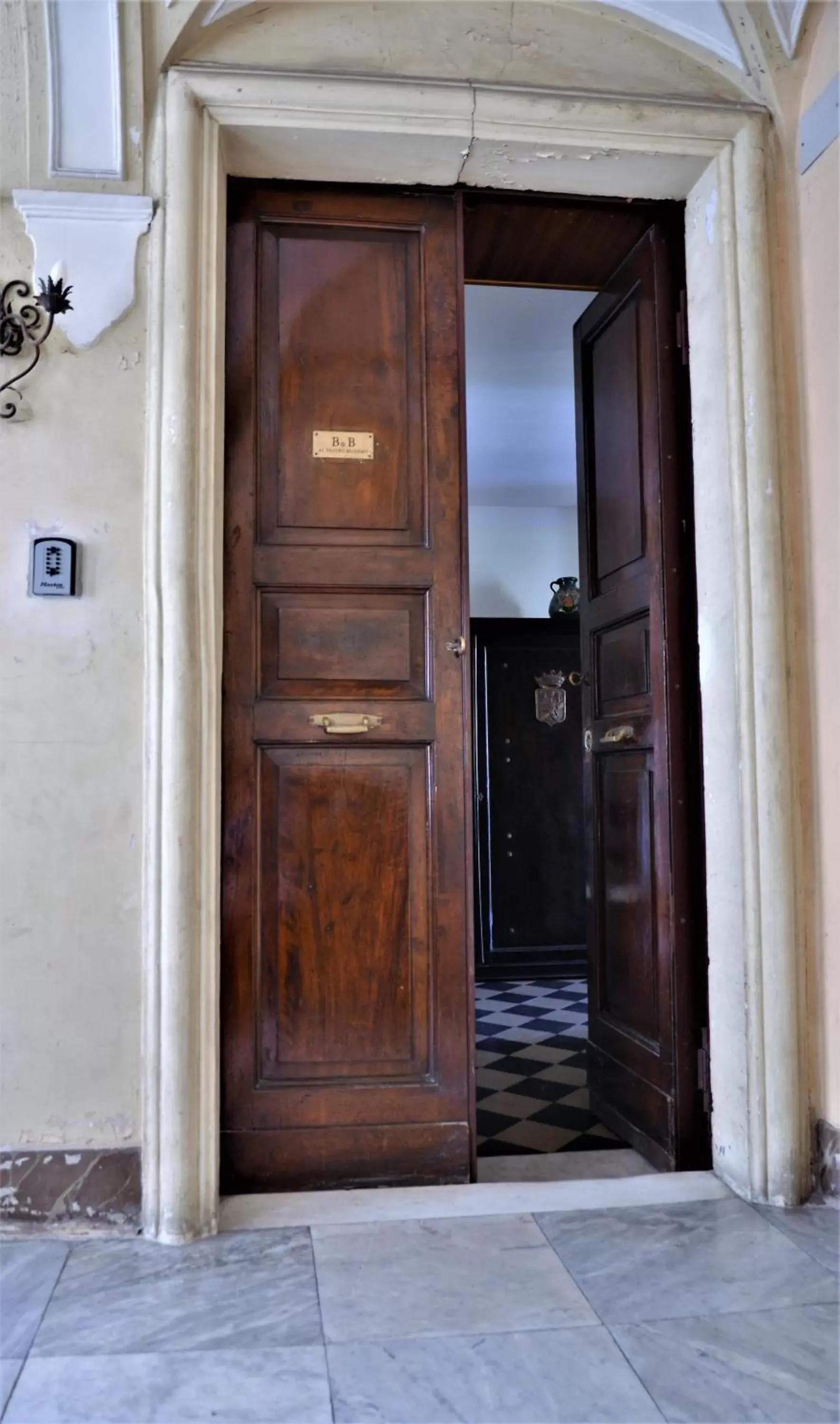 Facade/Entrance in B&B al Teatro Massimo