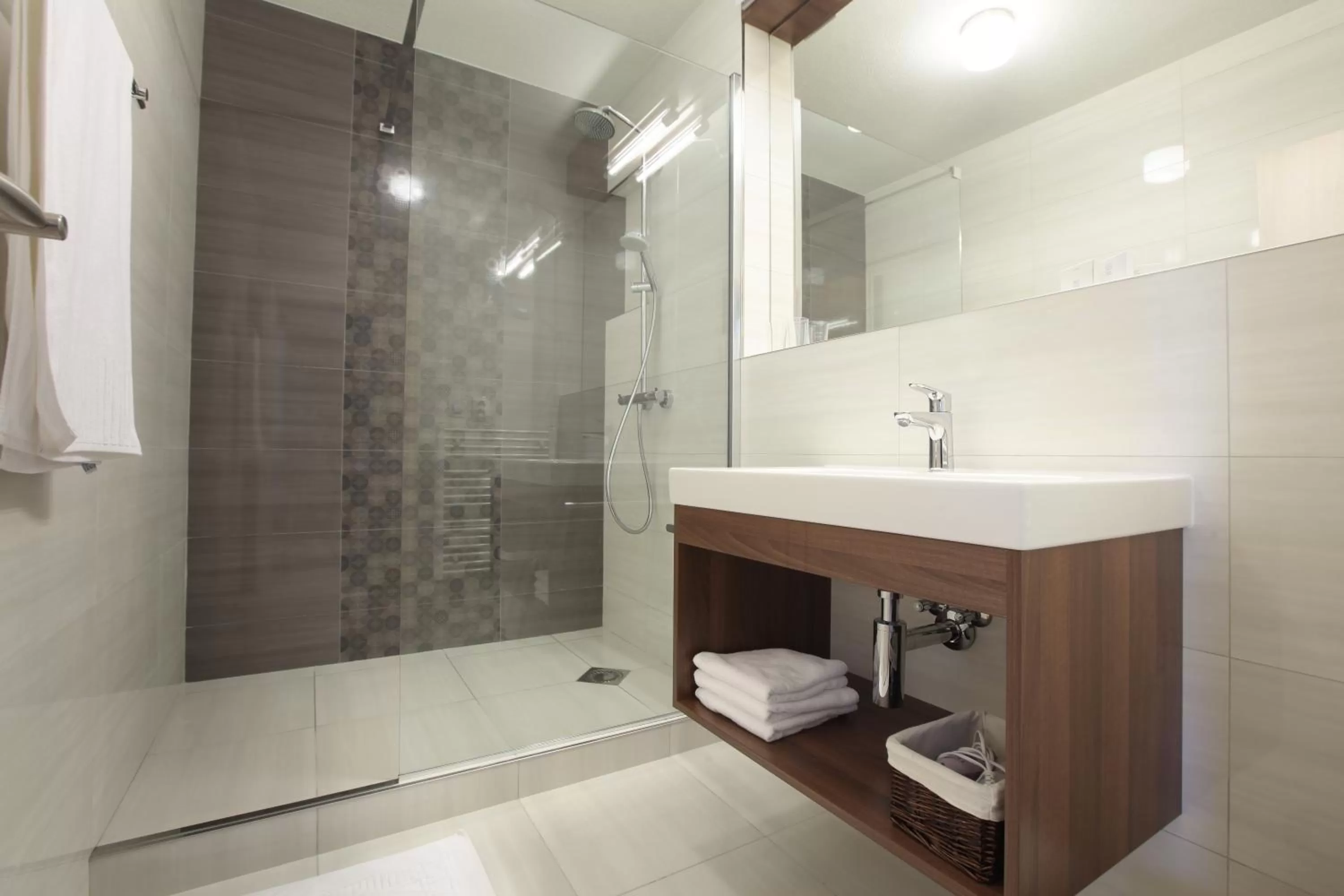 Shower in Hotel Metropol WELLNESS & CONGRESS HOTEL