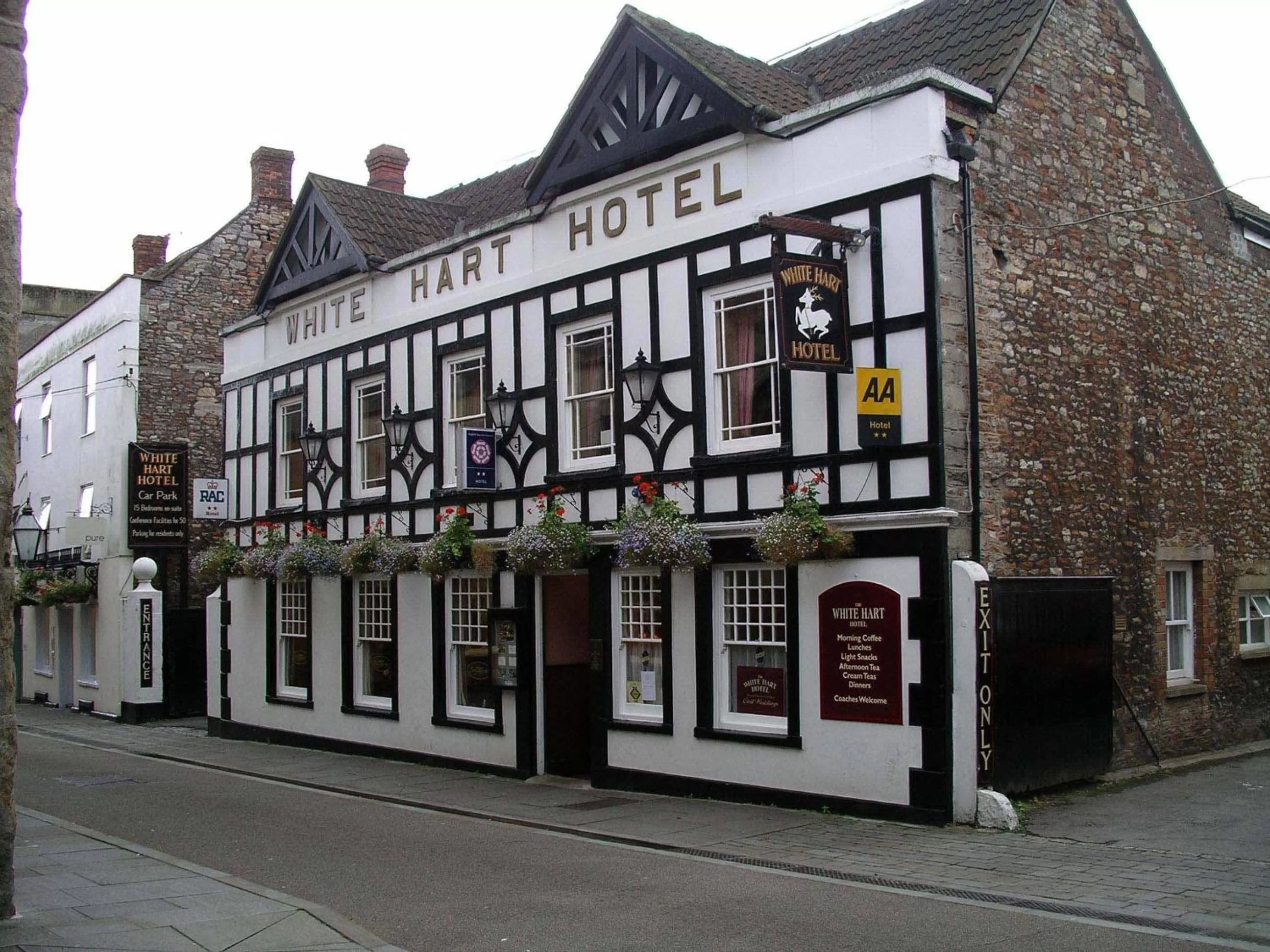Property building in White Hart Inn
