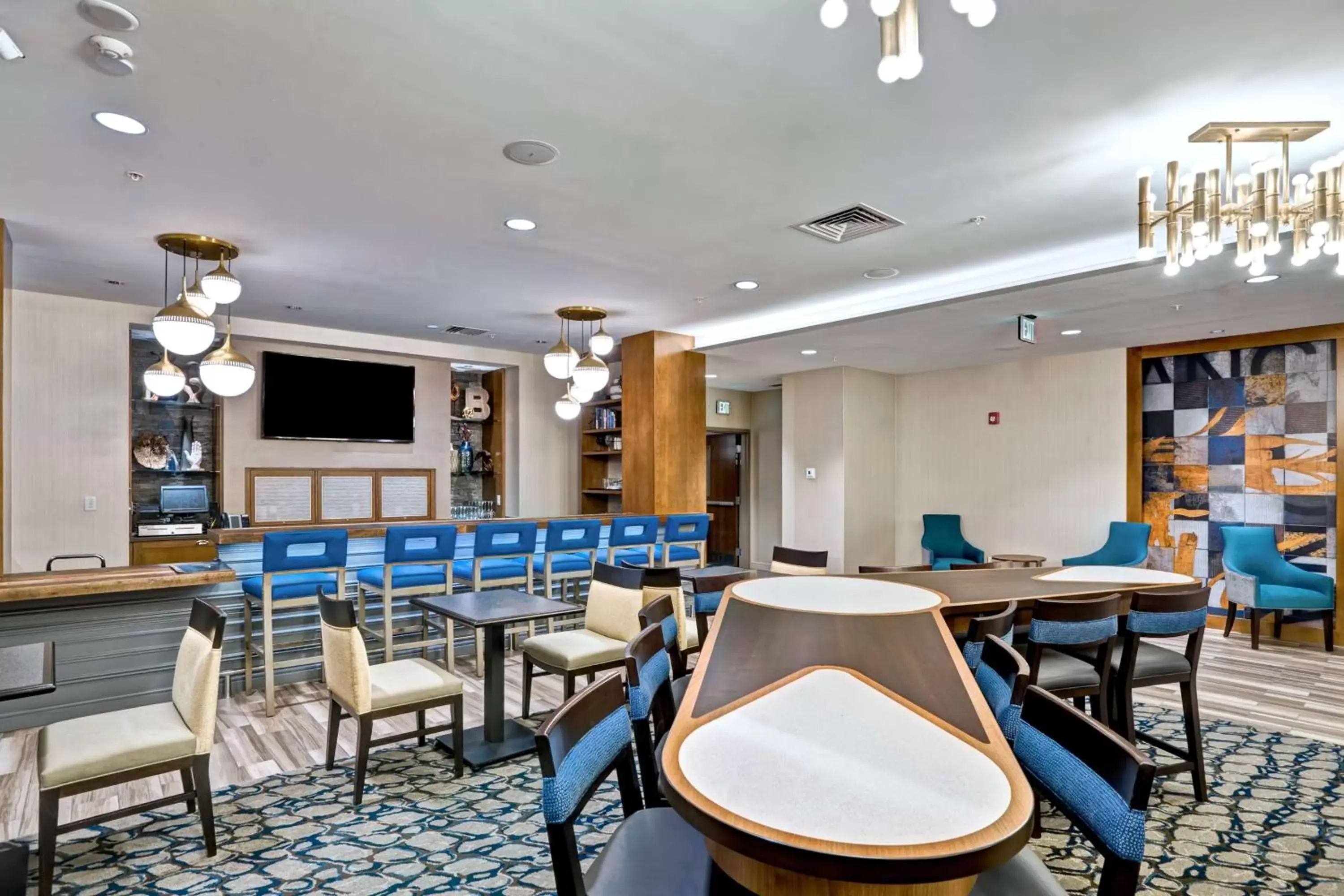 Lobby or reception, Restaurant/Places to Eat in Homewood Suites by Hilton Boston Brookline-Longwood Medical