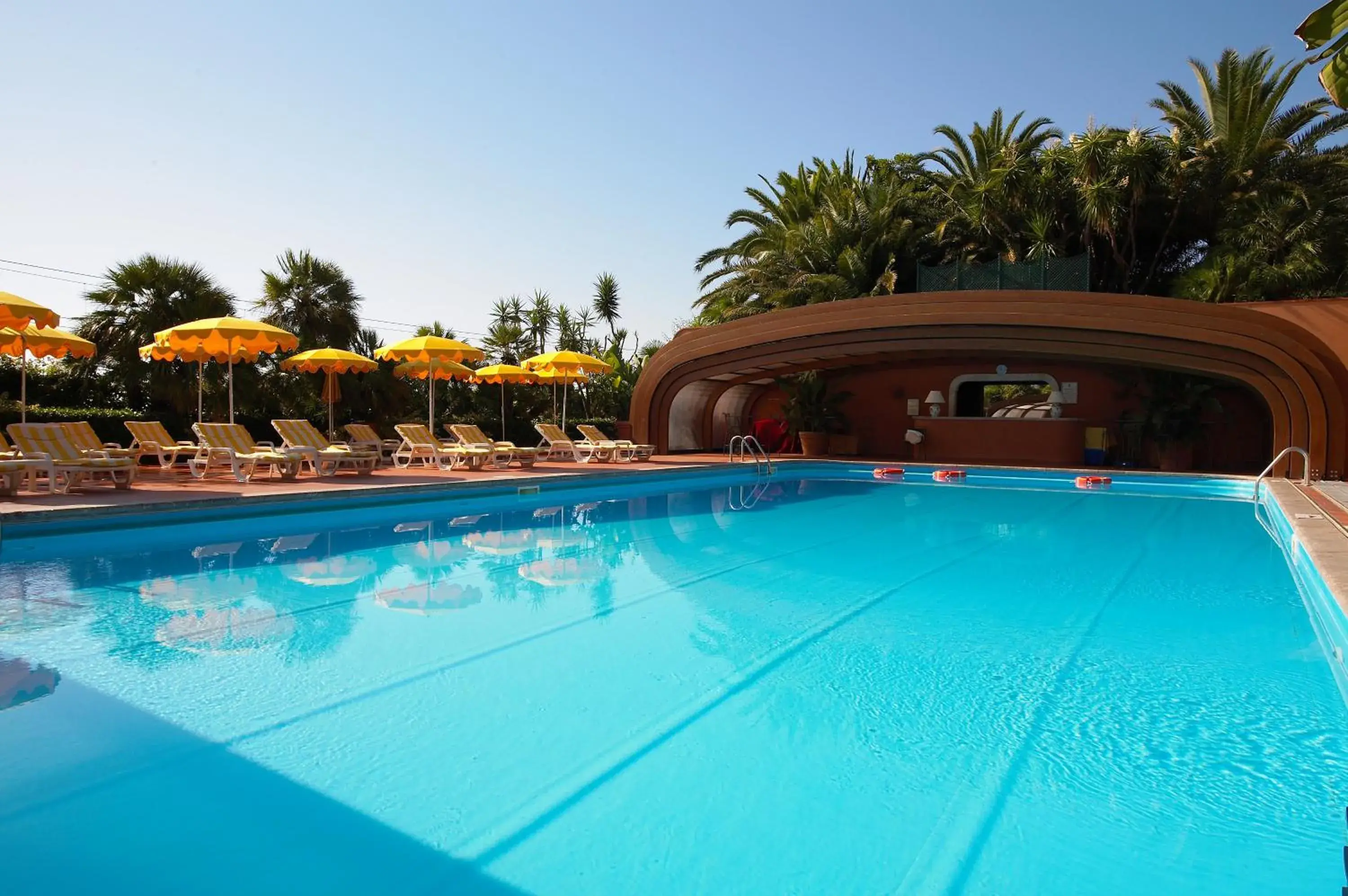 Swimming Pool in Hotel Caparena