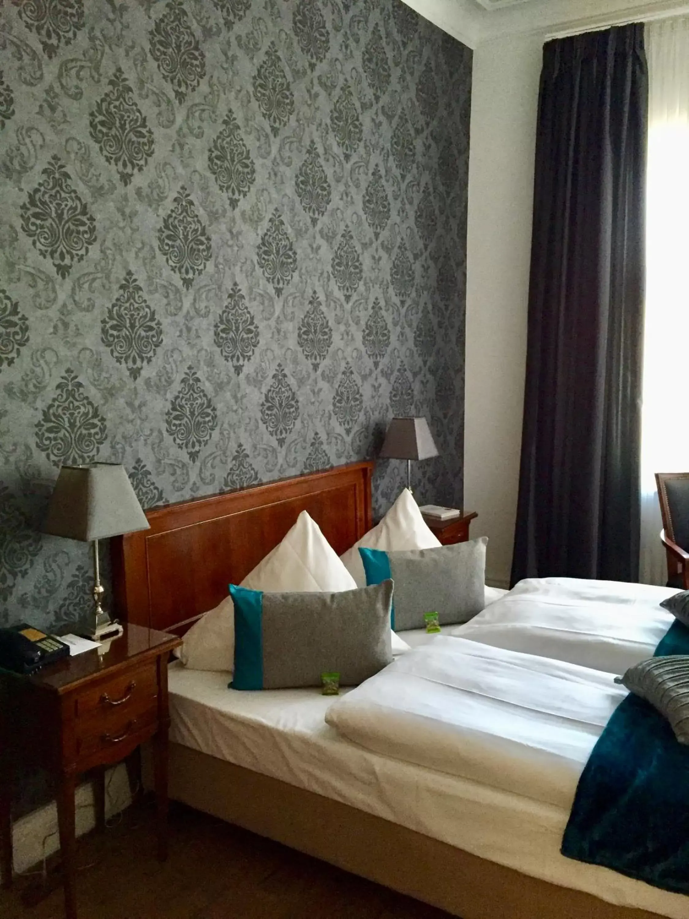 Photo of the whole room, Bed in Arthotel ANA Residence Bremen