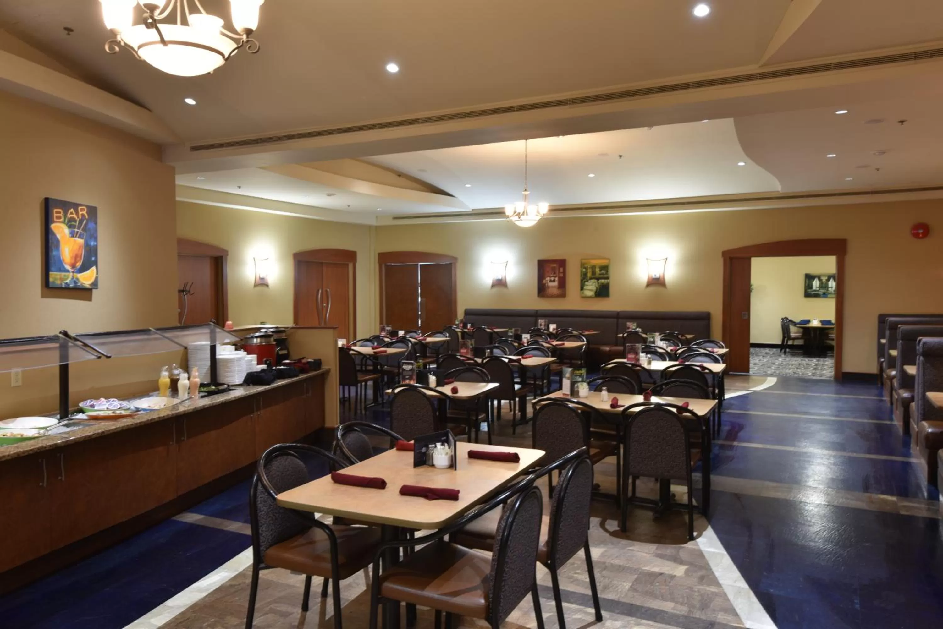 Restaurant/places to eat in Victoria Inn Hotel and Convention Center Winnipeg