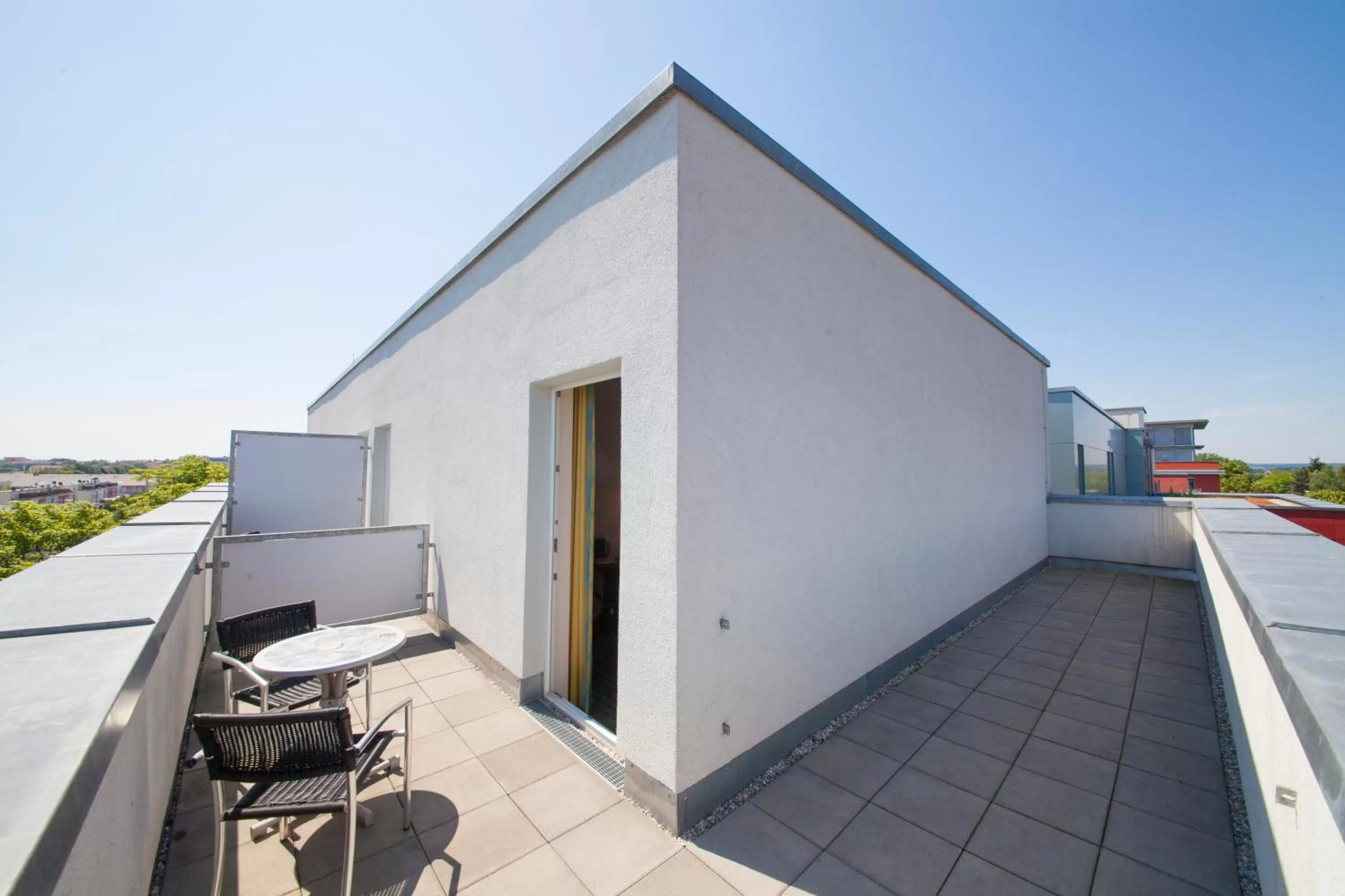 Property building in Novina Hotel Tillypark