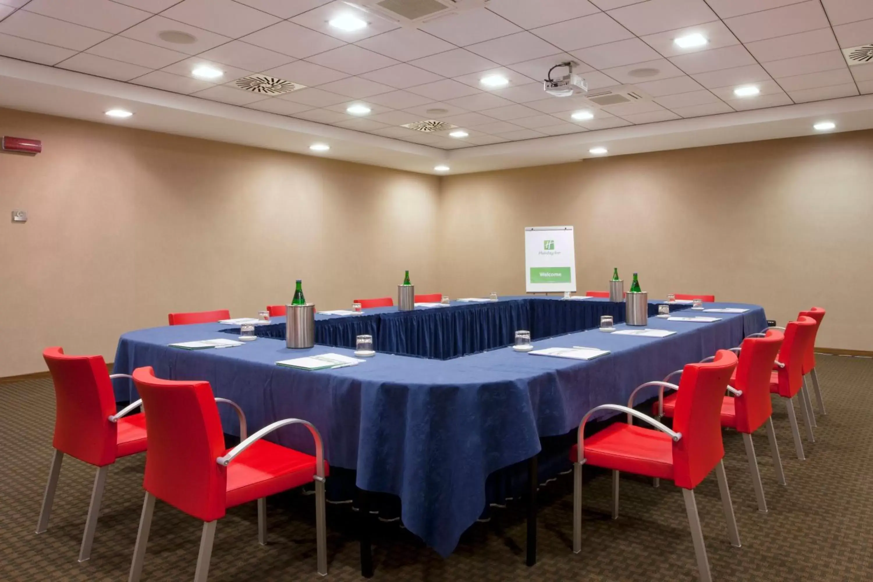 Meeting/conference room in Holiday Inn Salerno-Cava De' Tirreni, an IHG Hotel