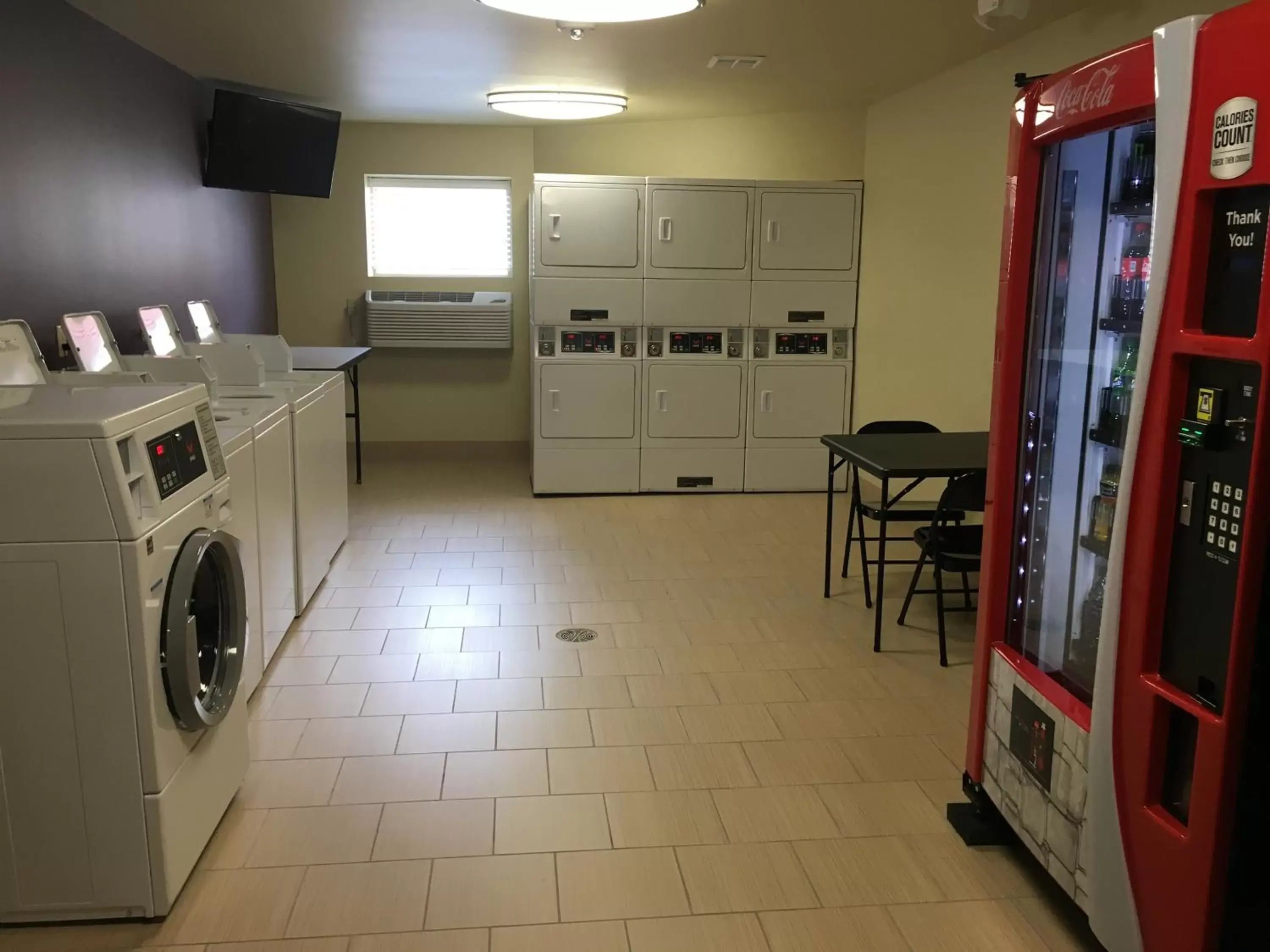 Kitchen/Kitchenette in Aspen Suites Hotel Homer