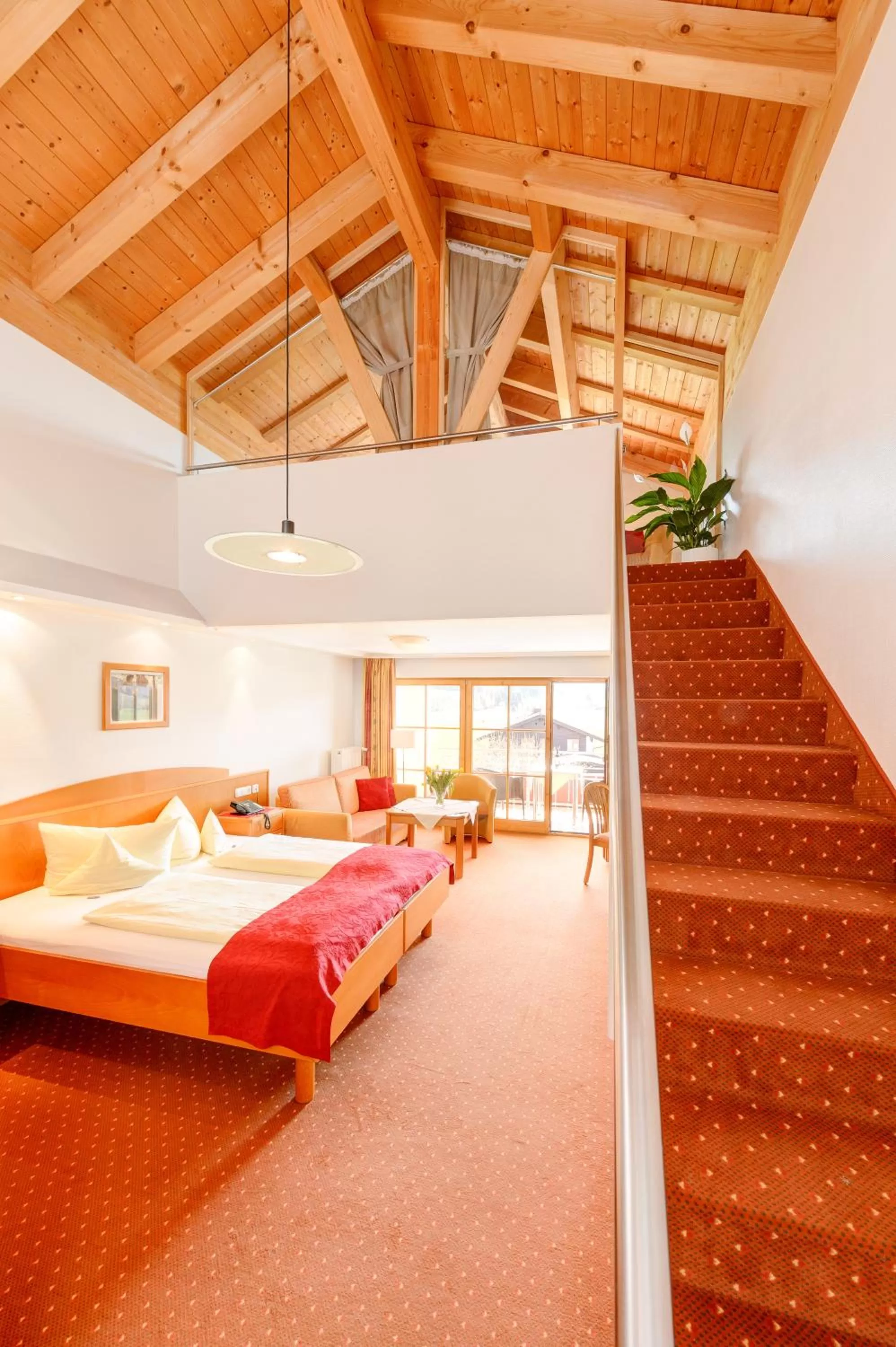 Photo of the whole room, Bed in Familien- und Wellnesshotel "Viktoria"