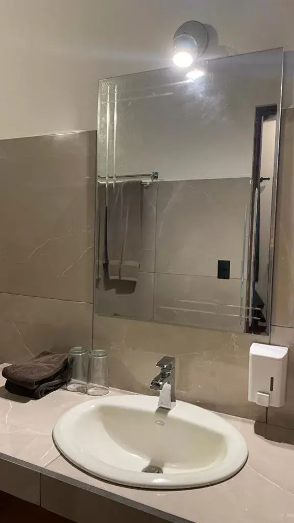 Shower, Bathroom in Villas Macondo
