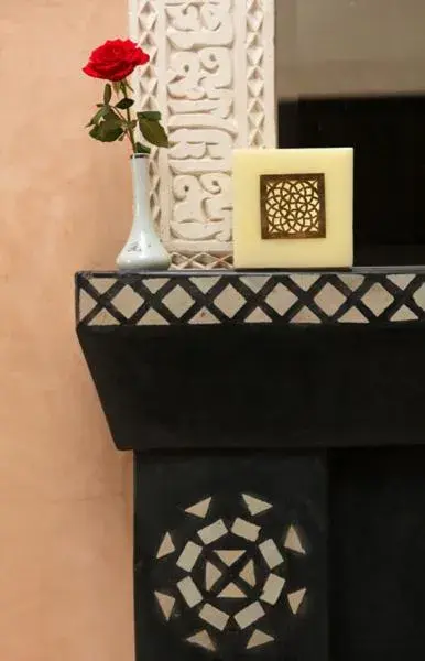Decorative detail in Riad Monceau