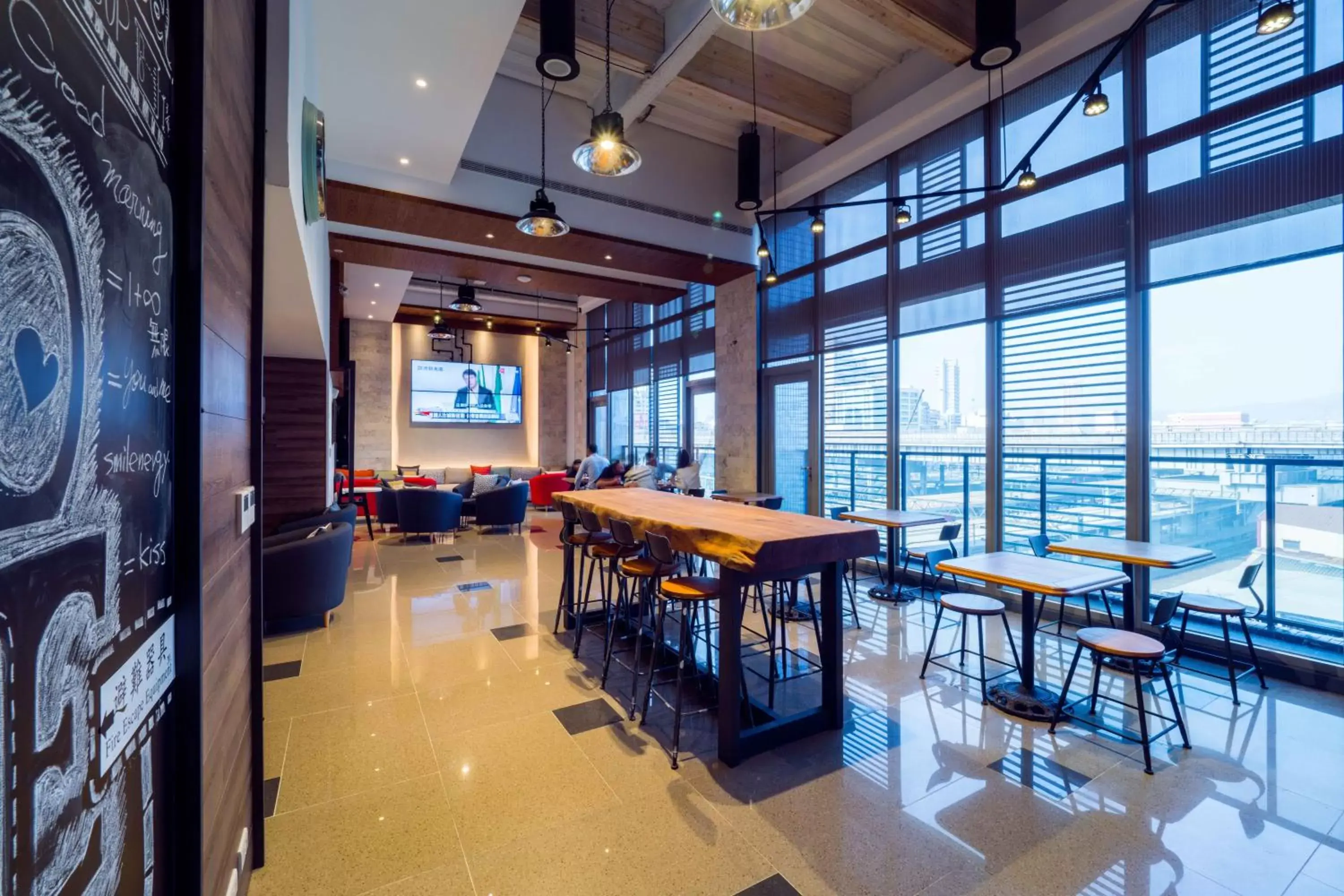 Restaurant/places to eat in Watermark Hotel Kaohsiung Main Station