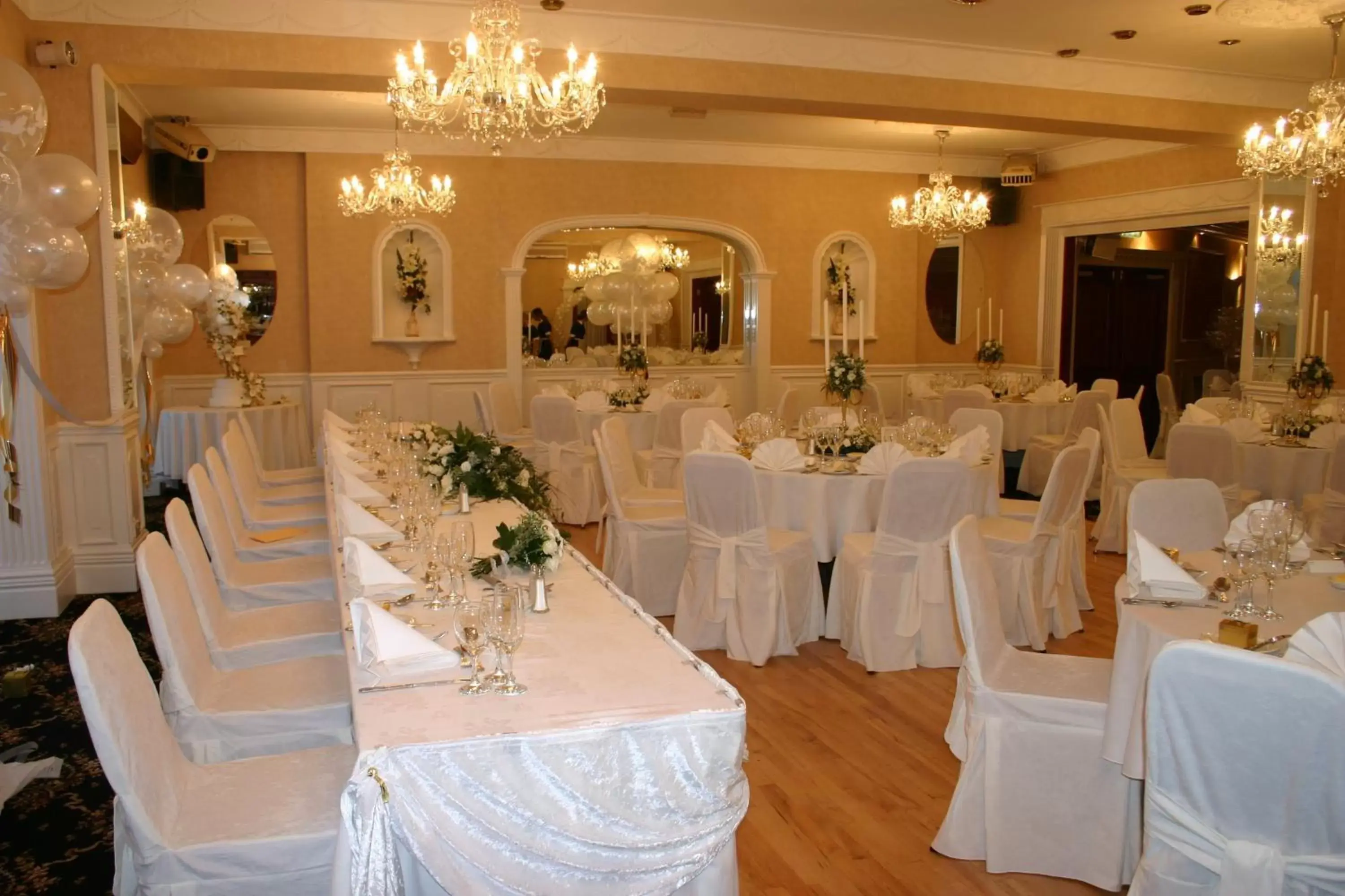 Banquet/Function facilities, Banquet Facilities in Revelstoke Hotel