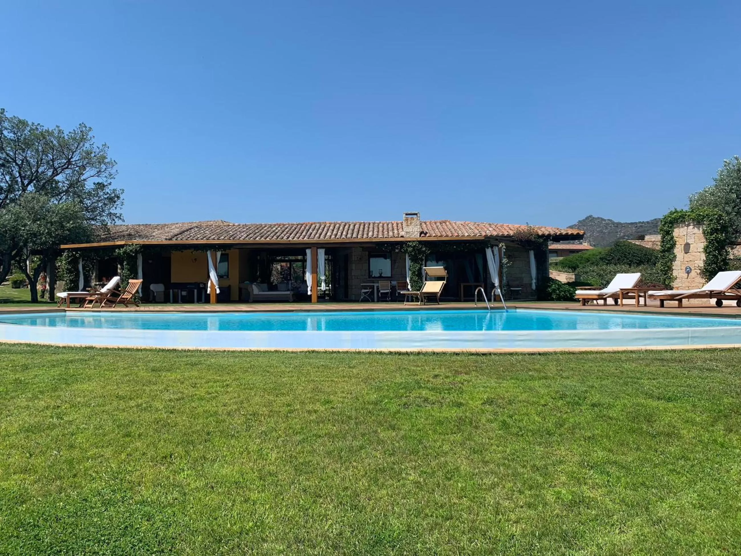 Porto Coda Cavallo Salina Bamba