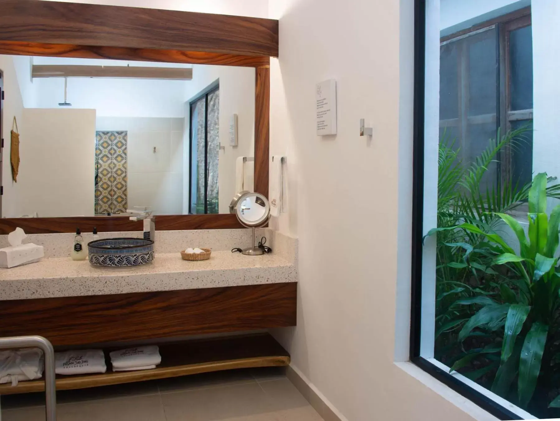 Bathroom in Hotel Posada San Juan