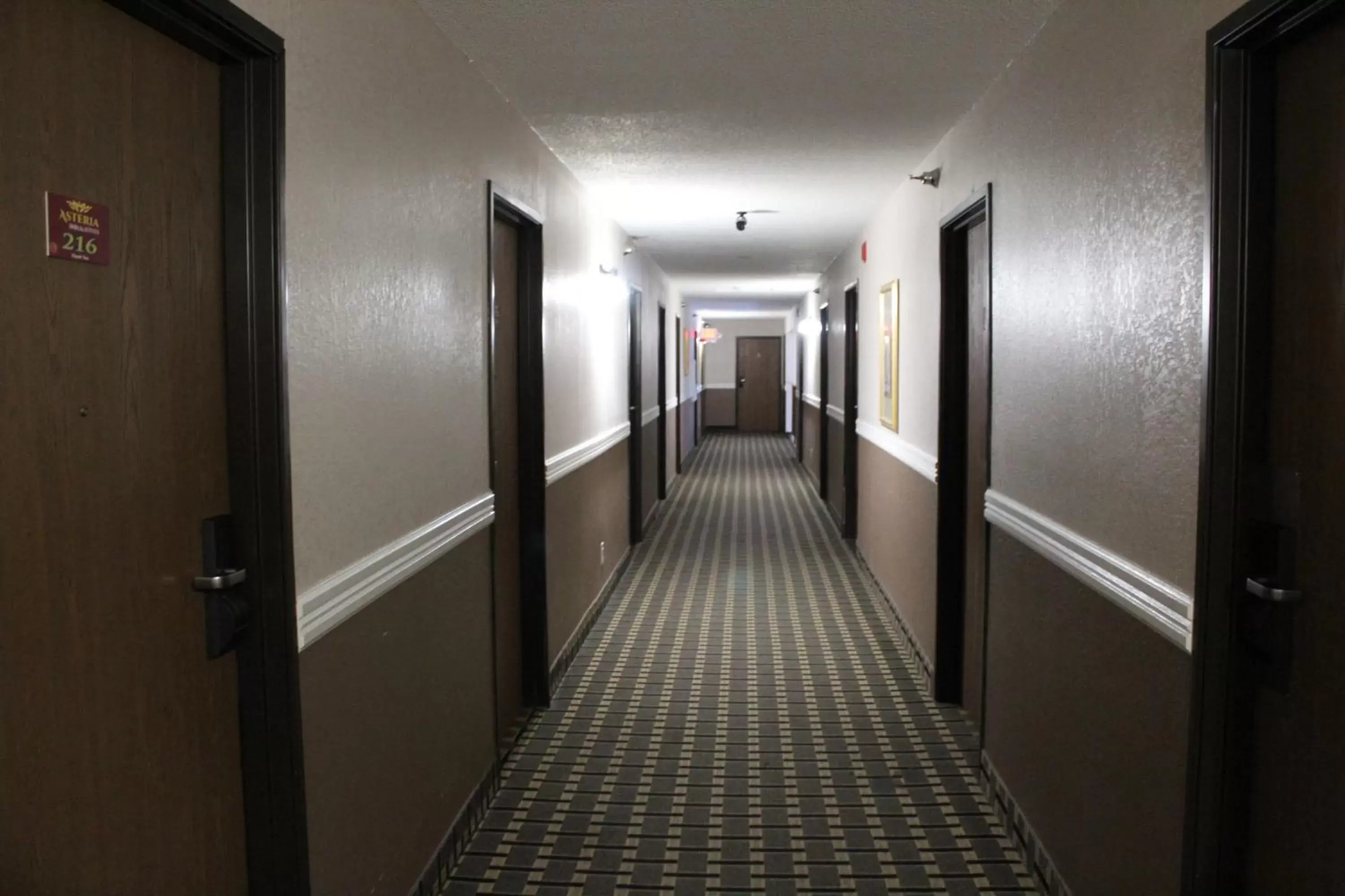 Area and facilities in Coratel Inn and Suites Maple Grove