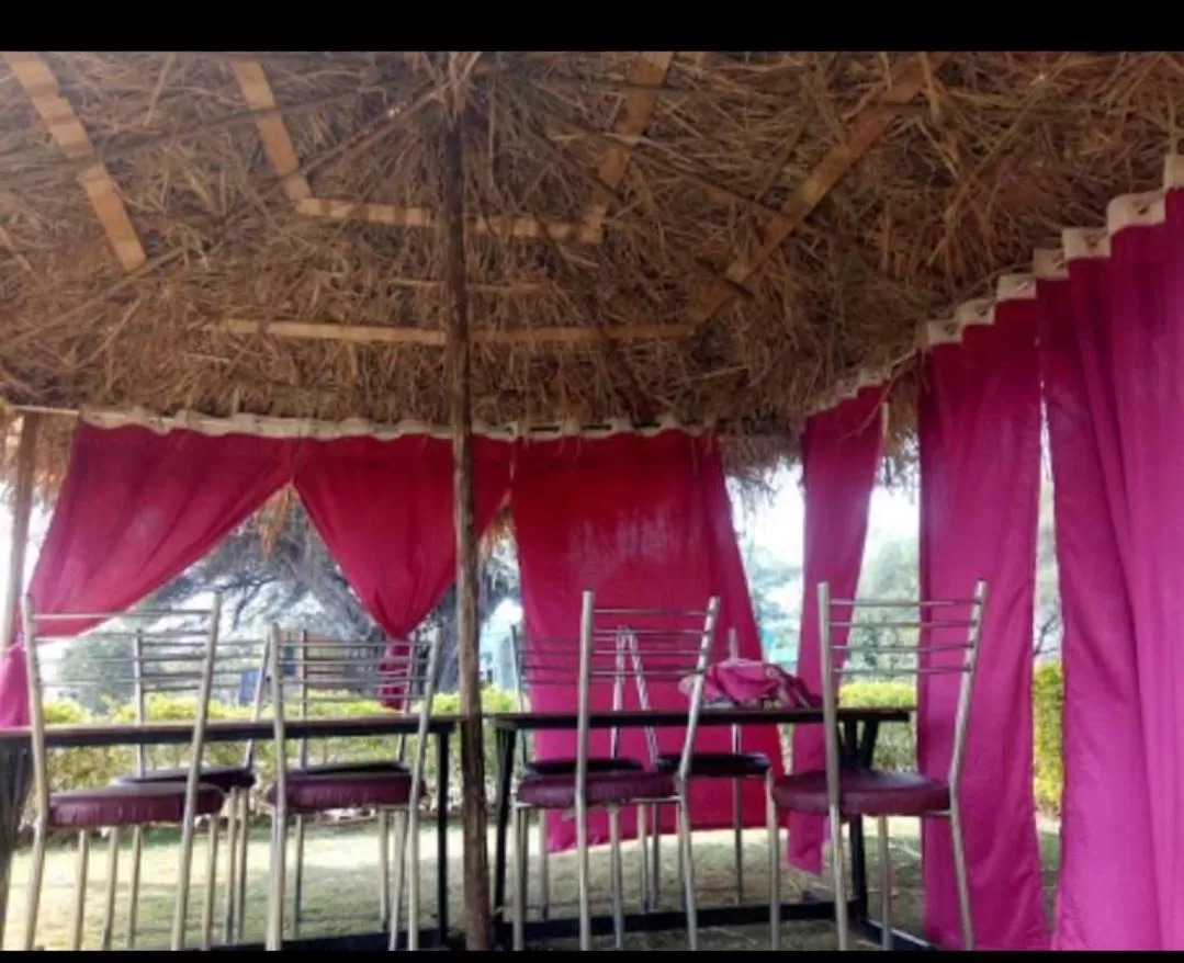 Hotel Nisarg Lodging And Restaurant