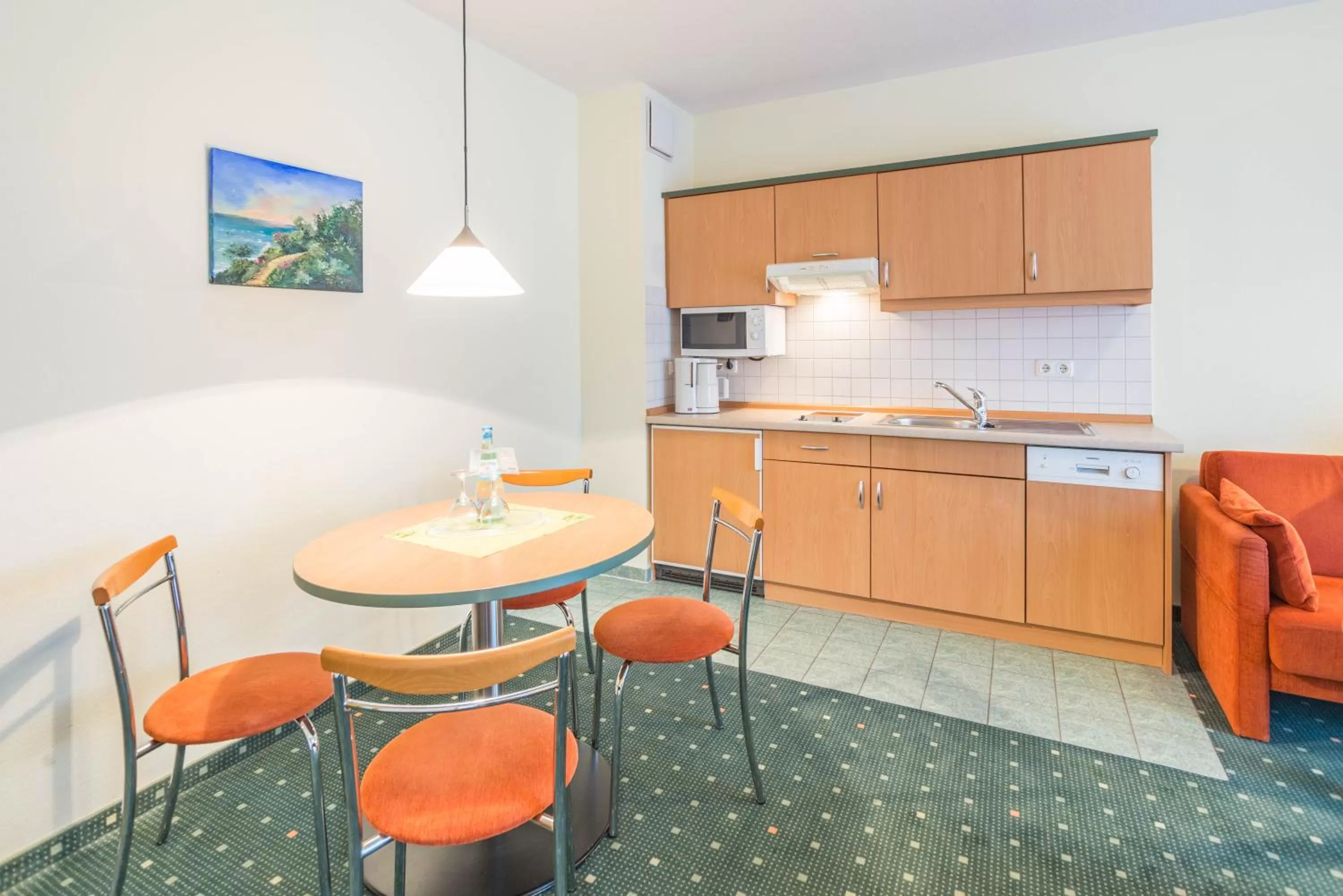 Kitchen or kitchenette in Am Weststrand Aparthotel Kühlungsborn