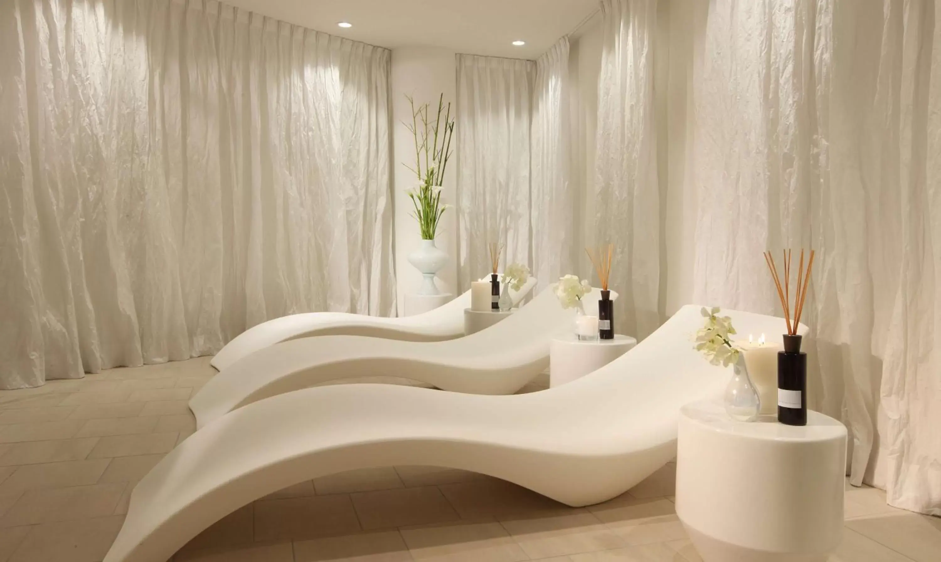 Spa and wellness centre/facilities in Lindner Hotel Cologne City Plaza, part of JdV by Hyatt Spa and wellness centre/facilities in Lindner Hotel Cologne City Plaza, part of JdV by Hyatt