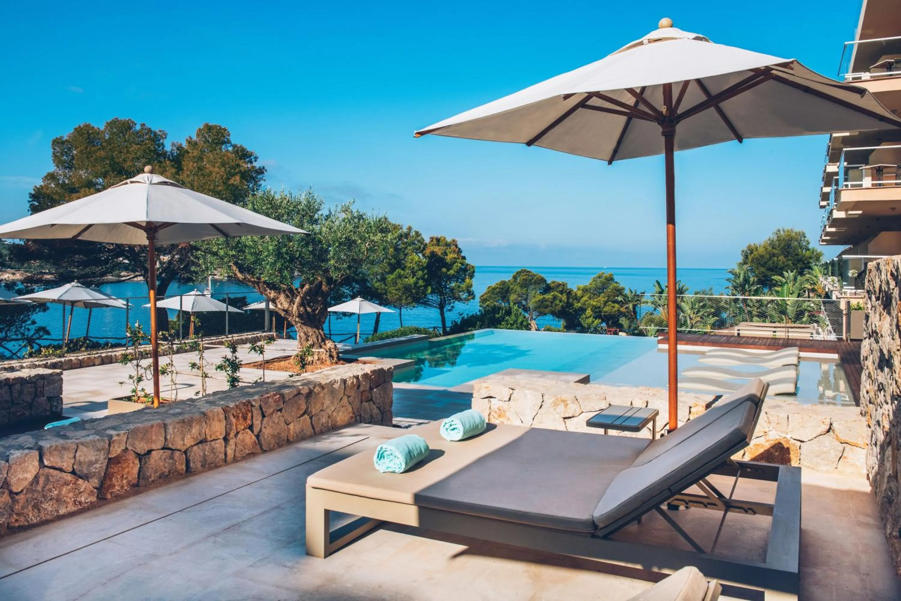 Swimming pool in Iberostar Selection Jardín del Sol Suites - Adults Only