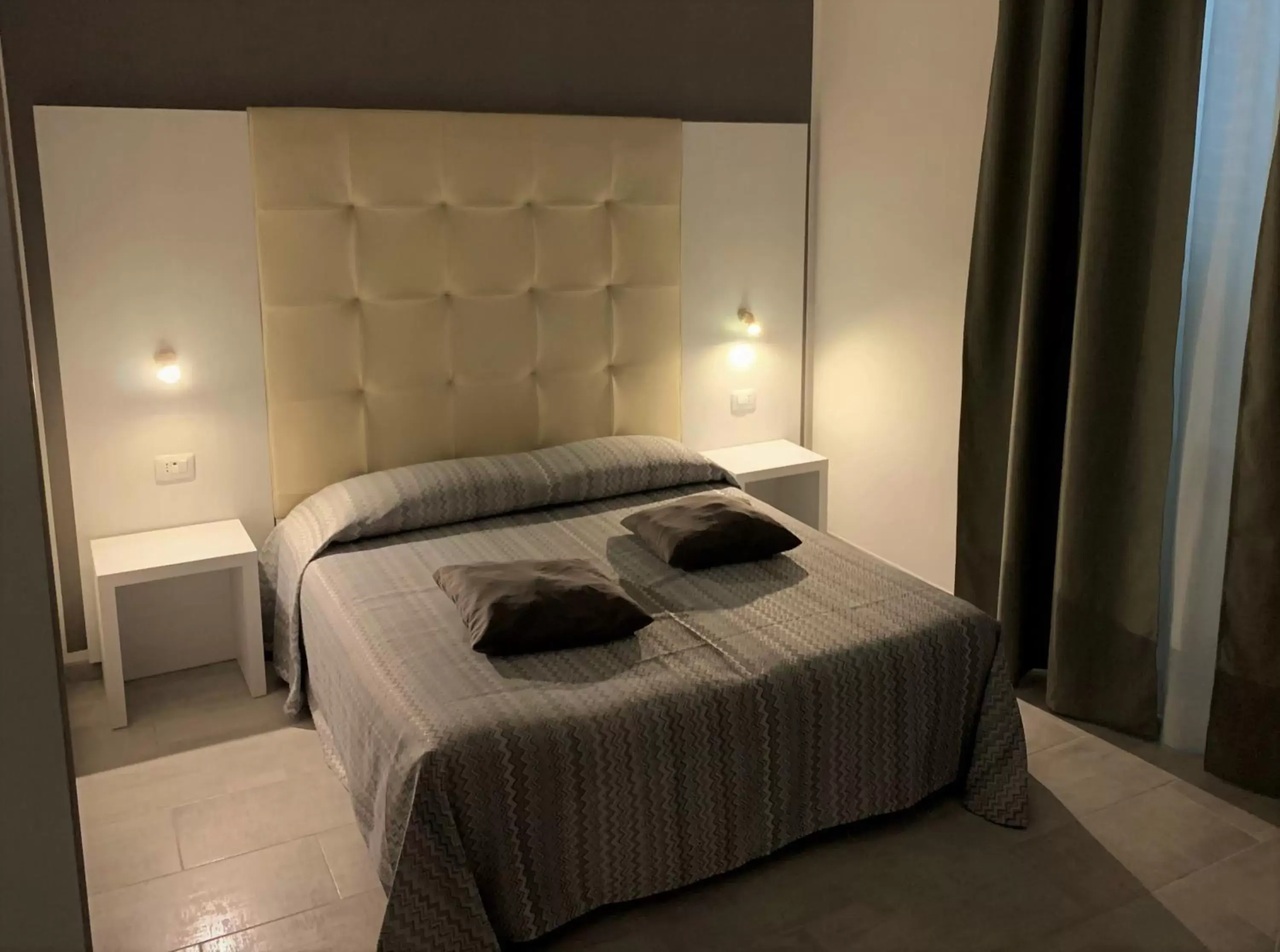 Superior Double or Twin Room in Hotel Assarotti Superior Double or Twin Room in Hotel Assarotti