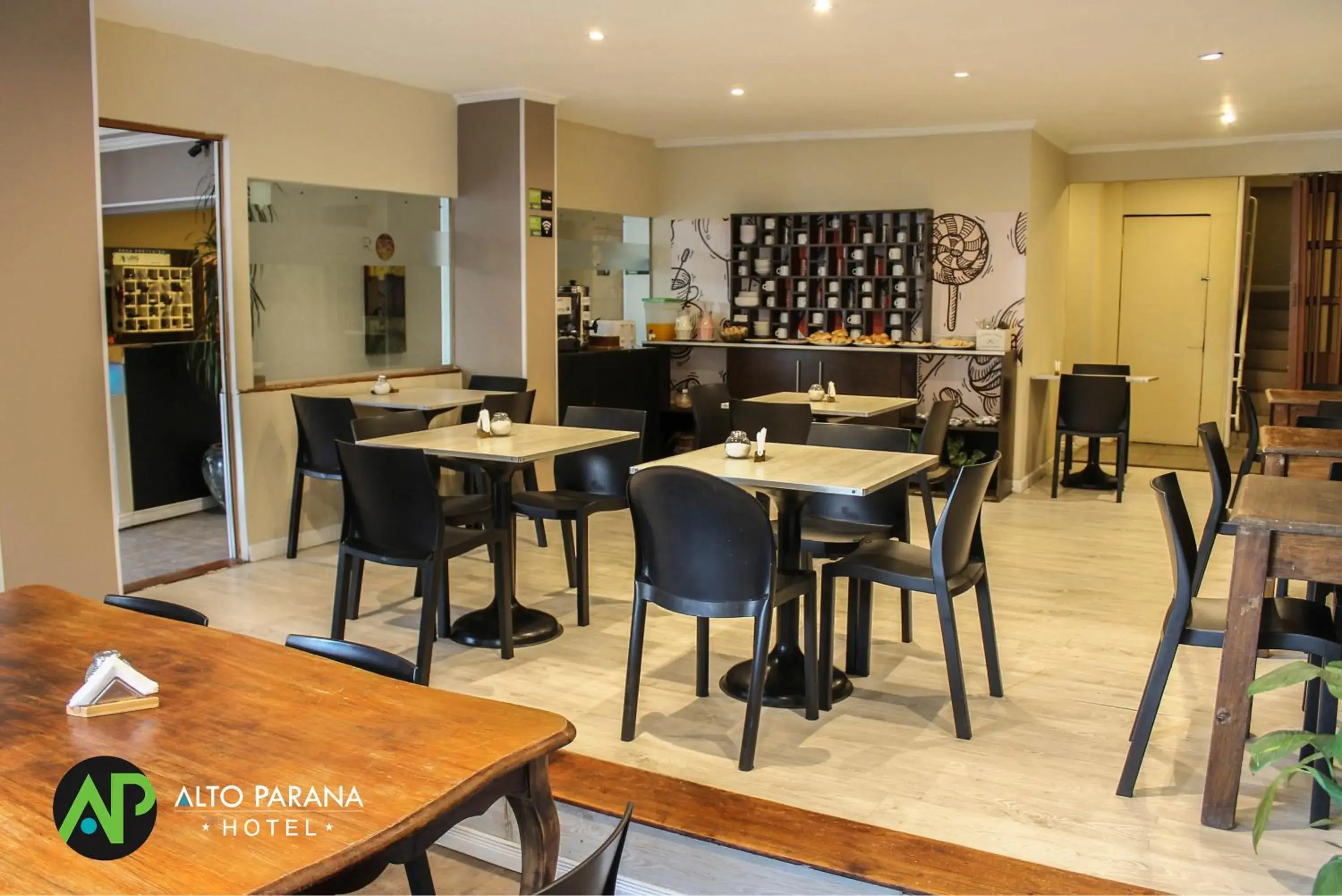 Food and drinks, Restaurant/Places to Eat in Hotel Alto Parana