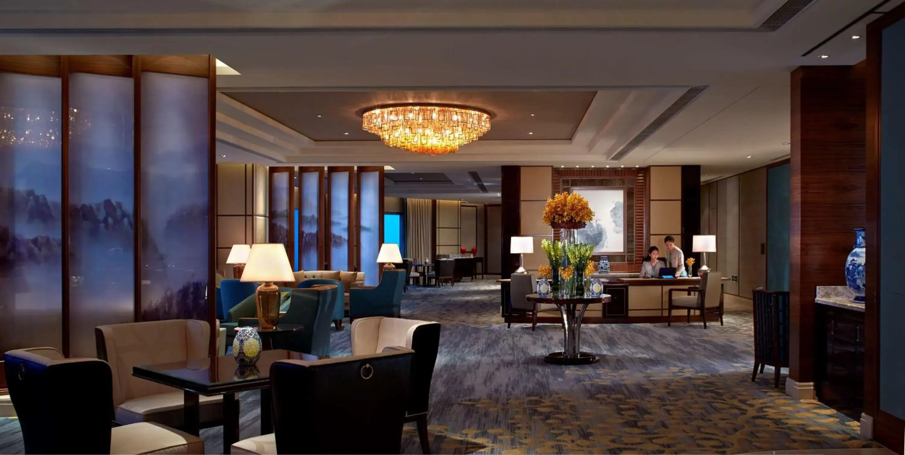 Lounge or bar in Shangri-La Nanchang