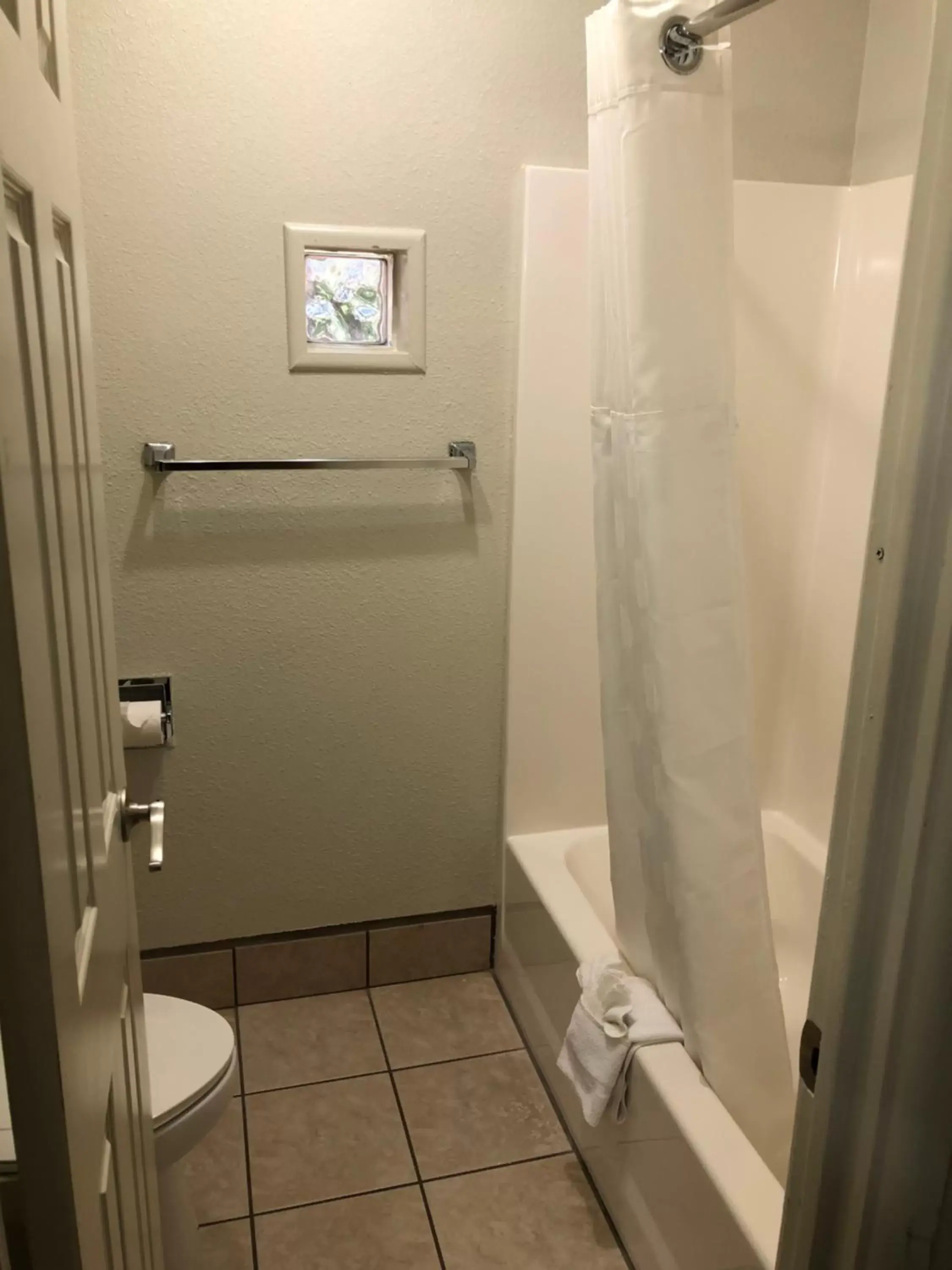 Shower, Bathroom in Copa Motel