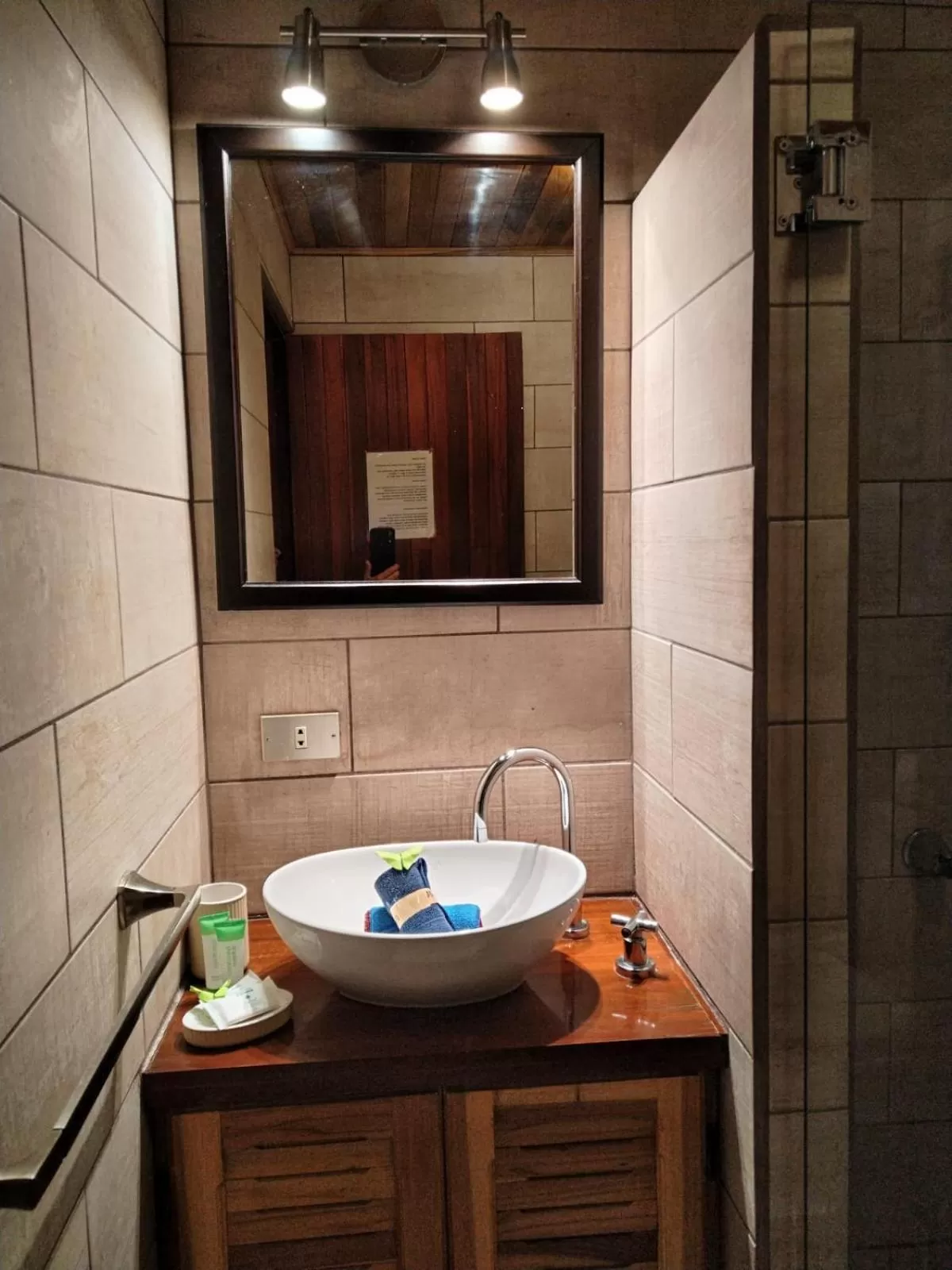 Deluxe Double or Twin Room with Garden View in Orosi Lodge