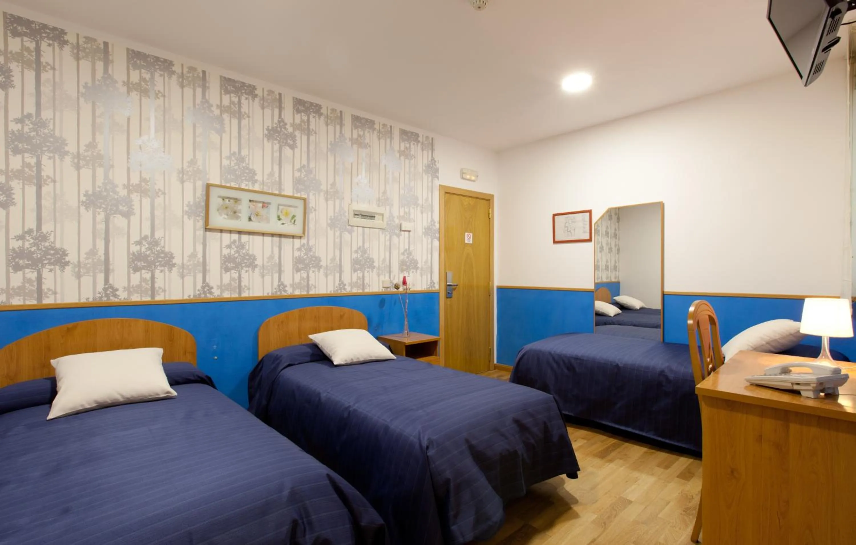 Bedroom in Hostal Montaloya