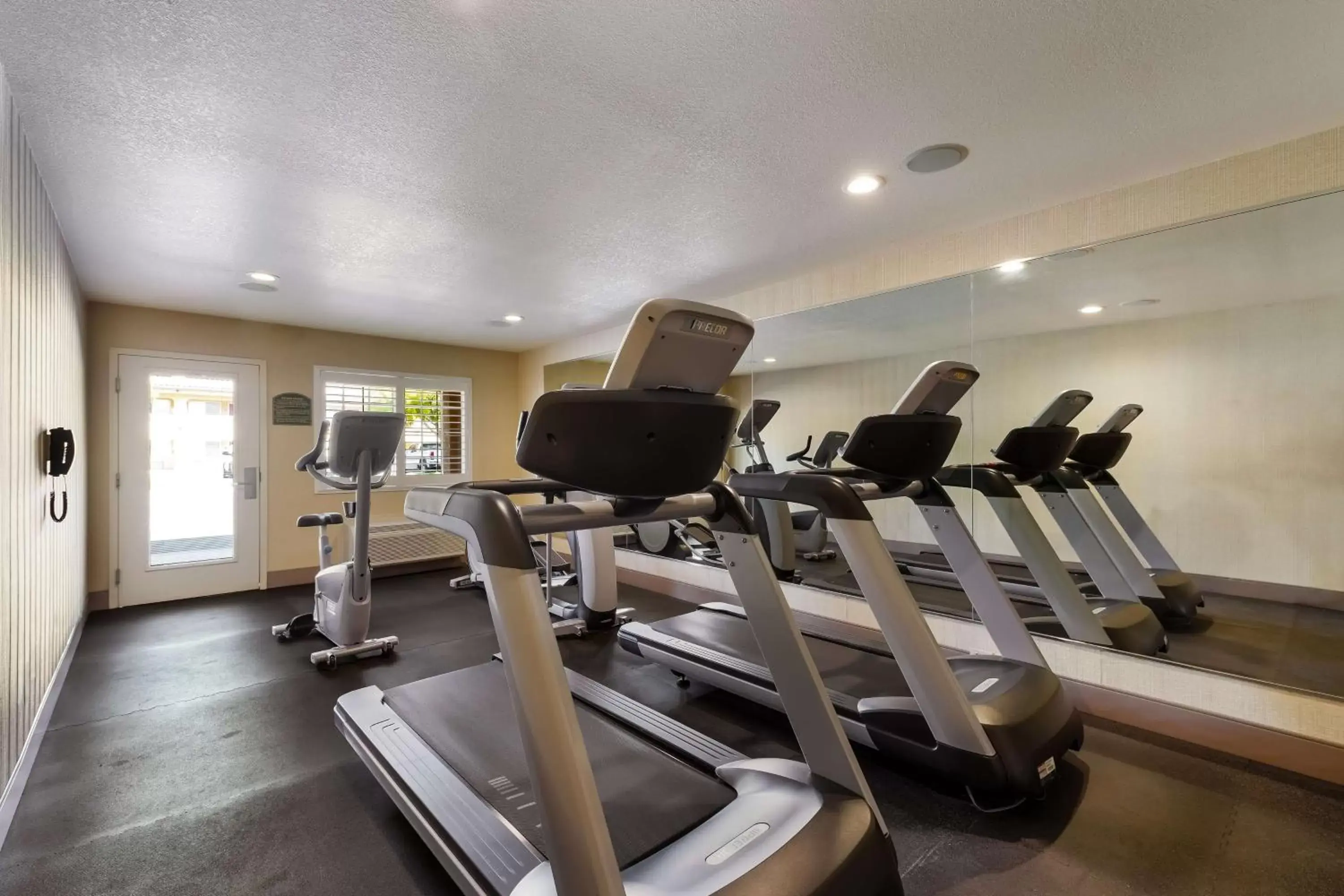 Fitness centre/facilities, Fitness Center/Facilities in Best Western Inn & Suites Lemoore