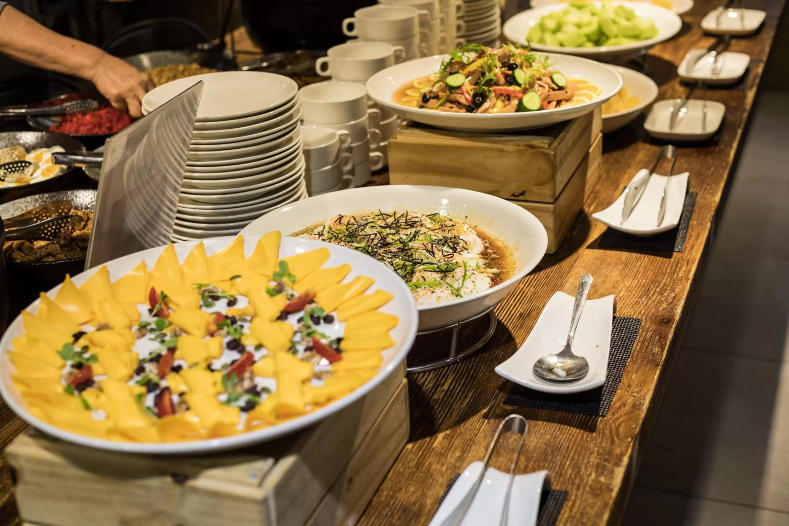 Buffet breakfast in Green World Grand NanJing