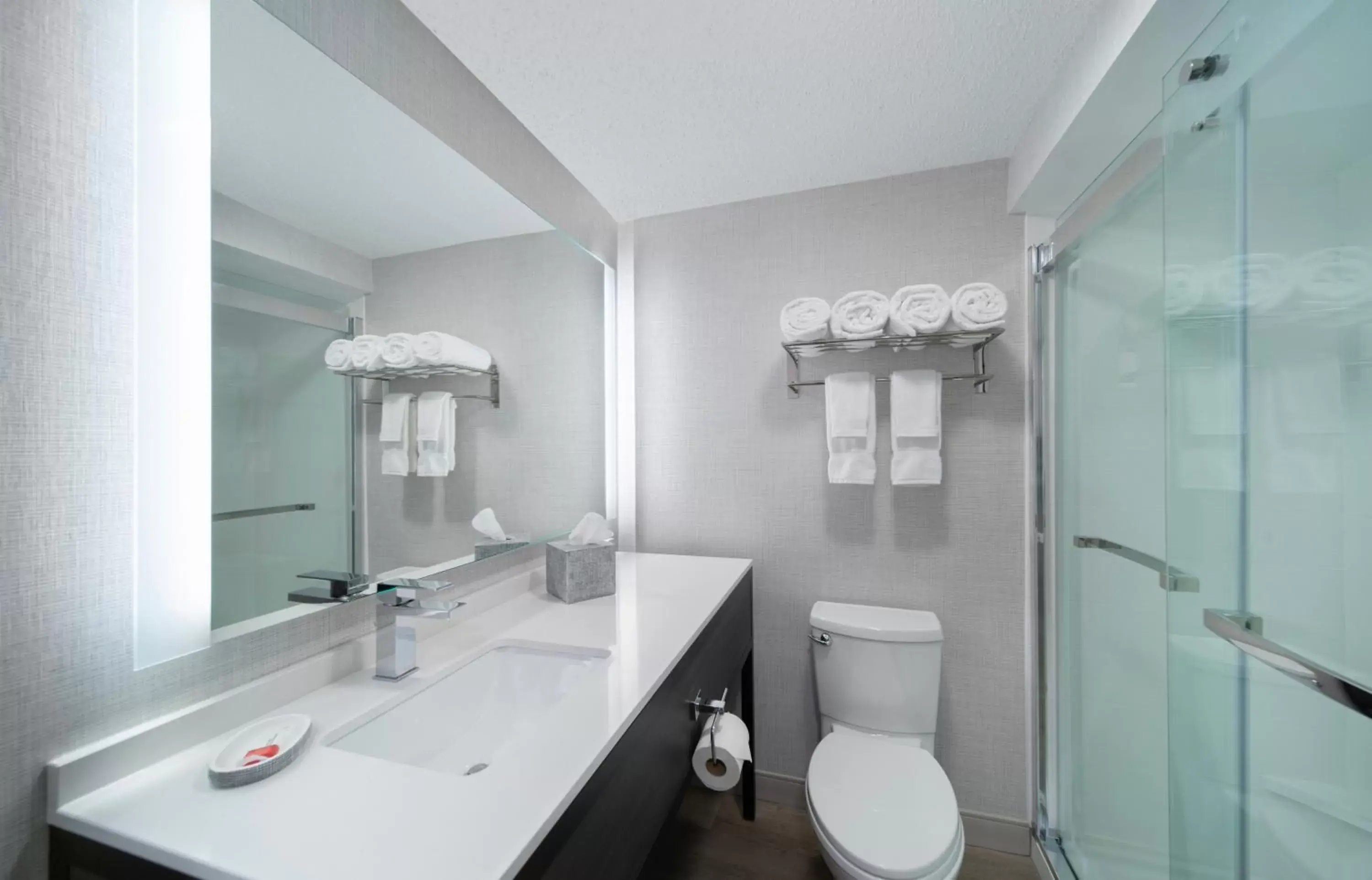 Bathroom in La Quinta by Wyndham South Burlington