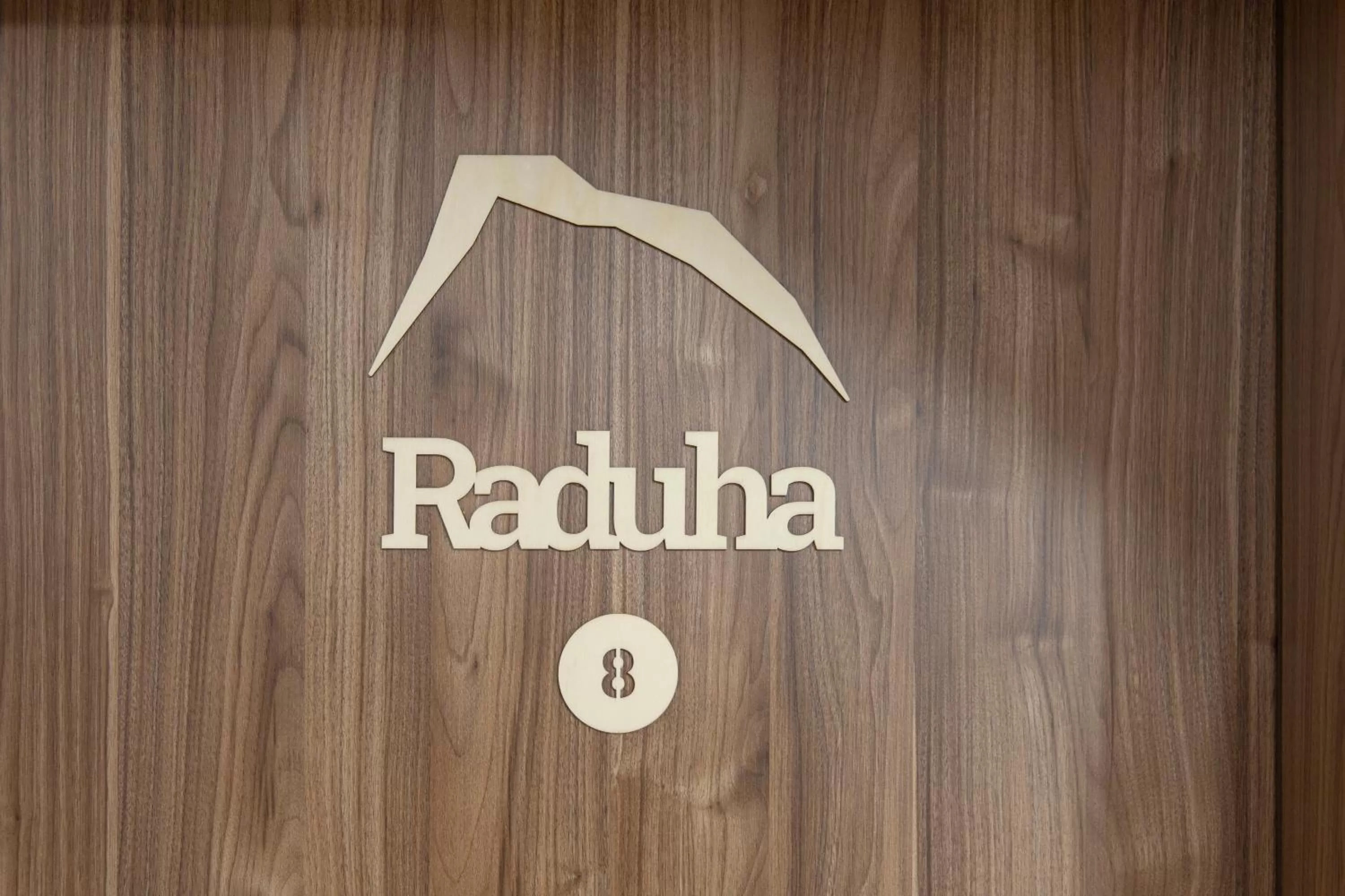 Property building in Vila Marin Miler