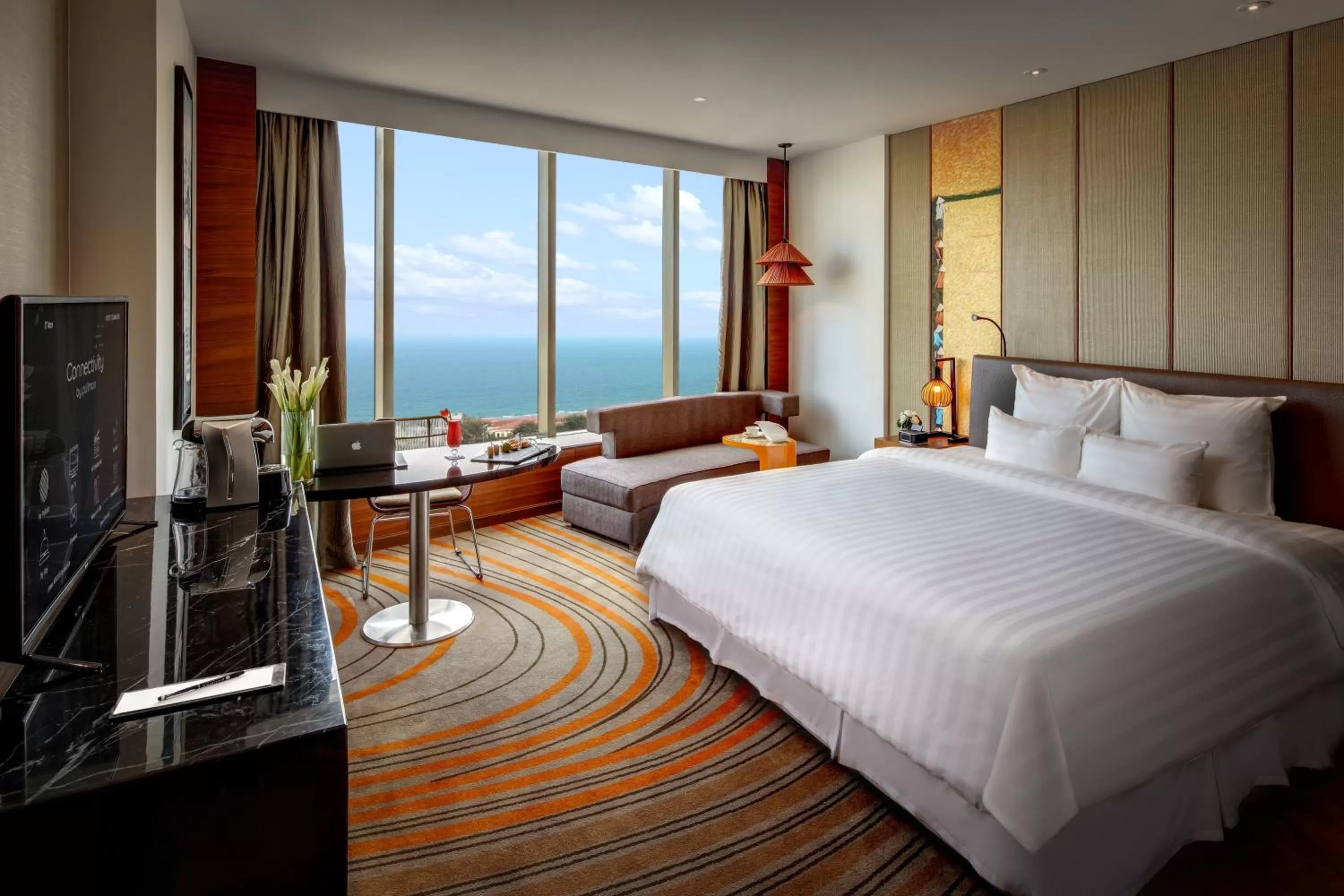 Sea view, Bed in Pullman Vung Tau