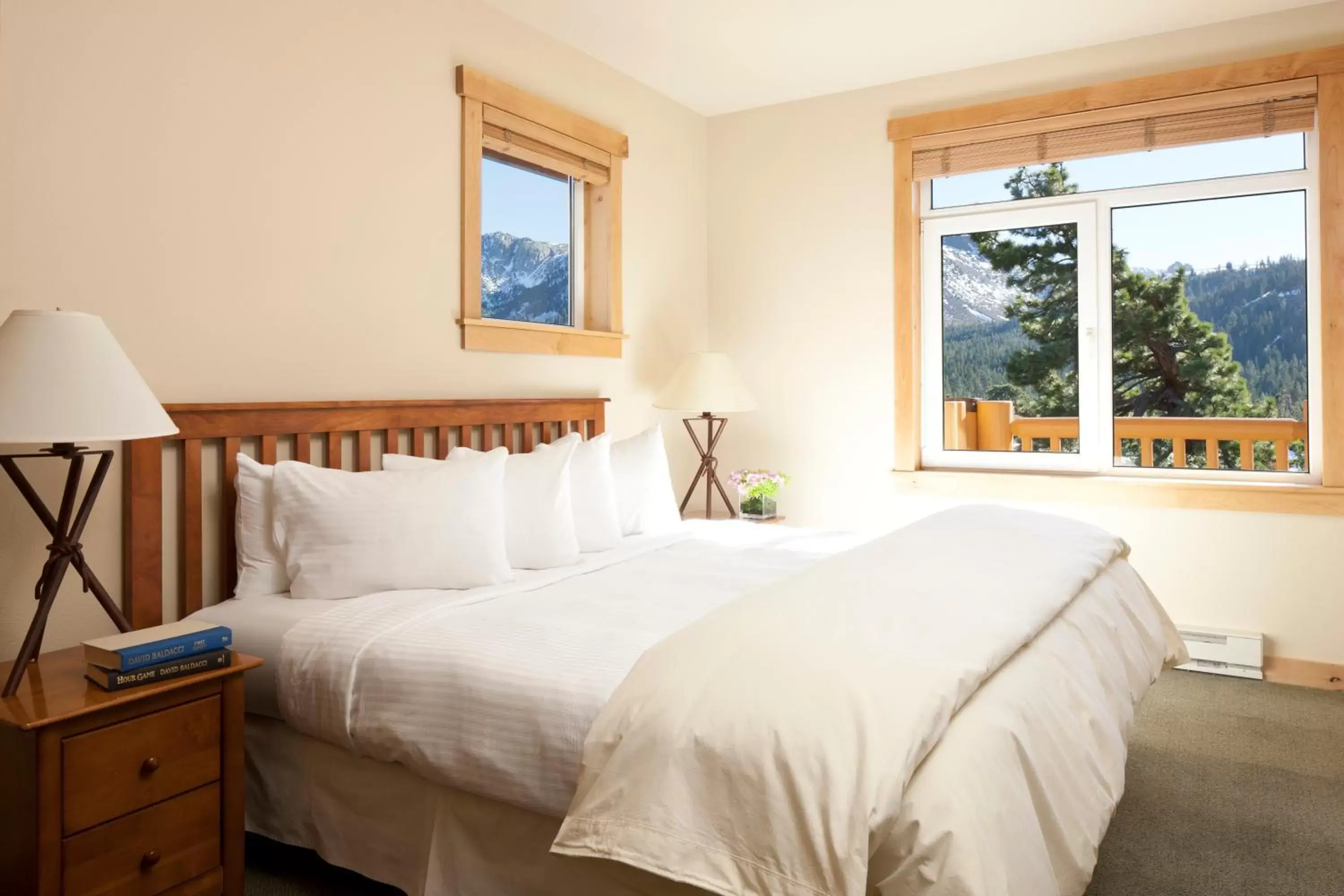 Bedroom, Bed in Juniper Springs Resort