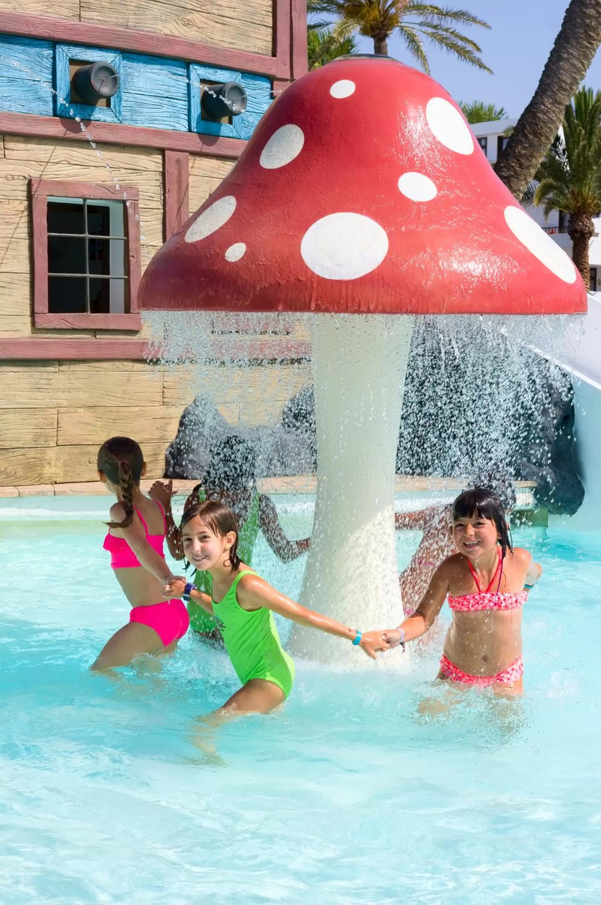 Swimming pool in H10 Suites Lanzarote Gardens