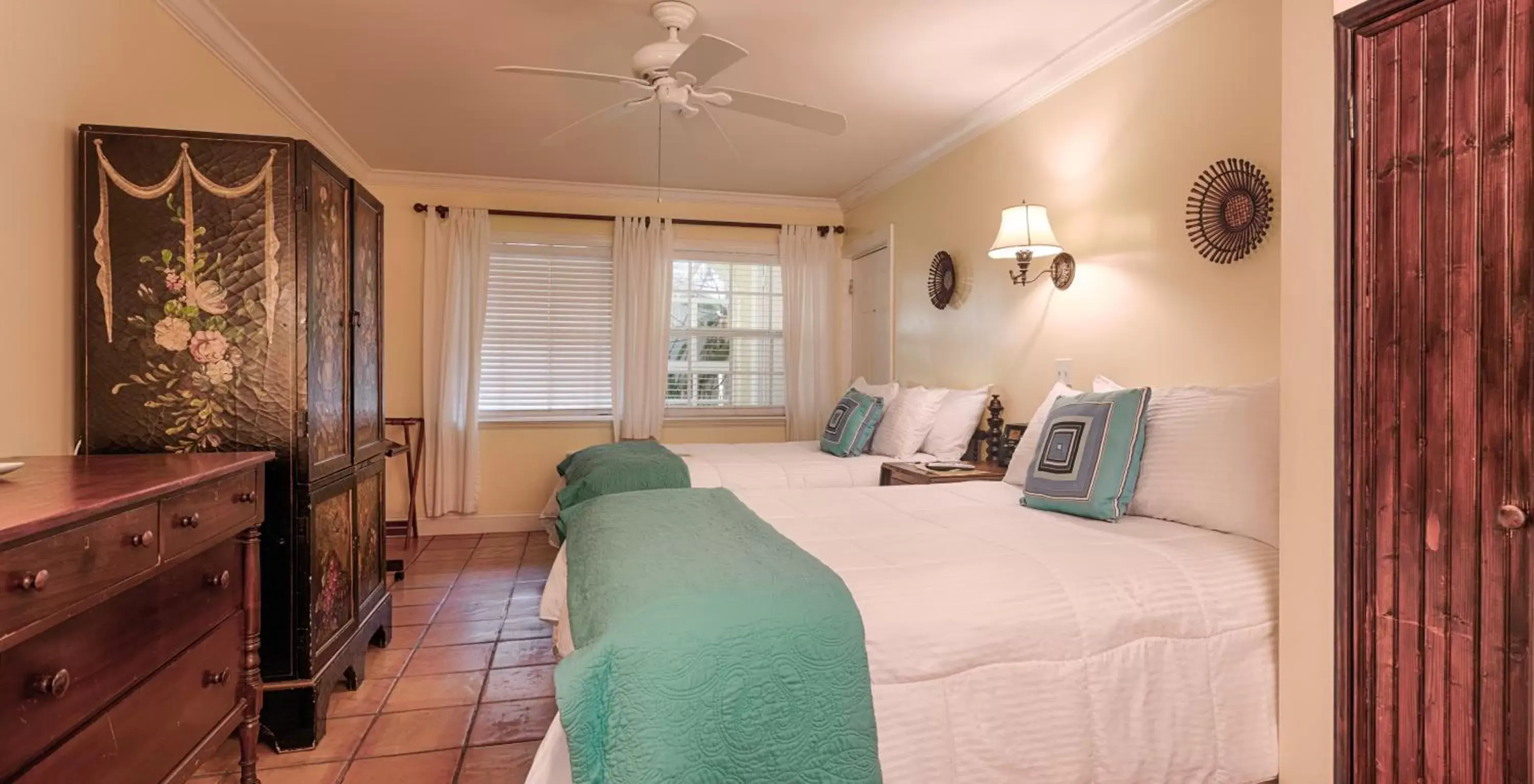 Bedroom in The Caribbean Court Boutique Hotel