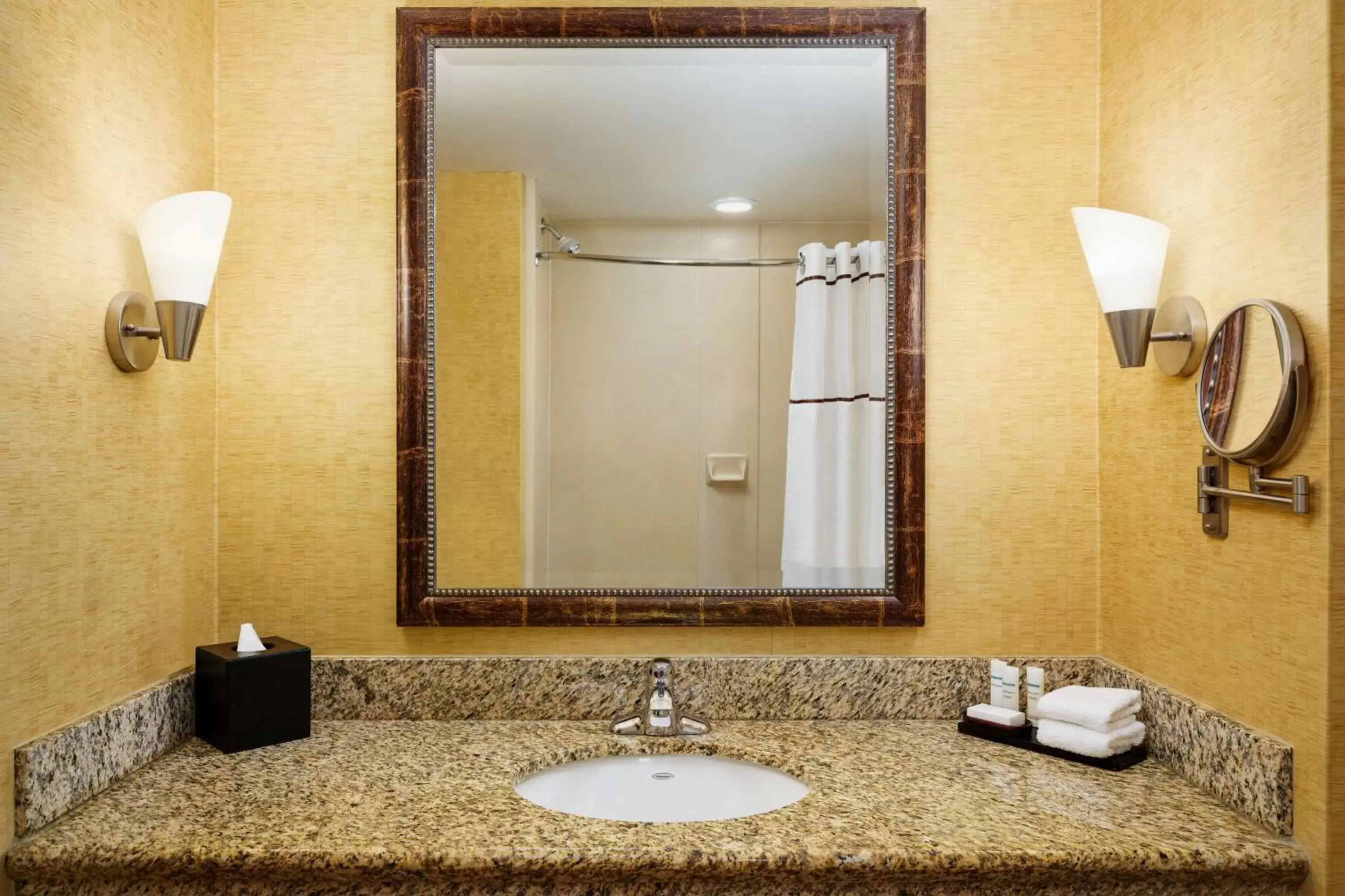 Bathroom in Embassy Suites by Hilton Charlotte Concord Golf Resort & Spa