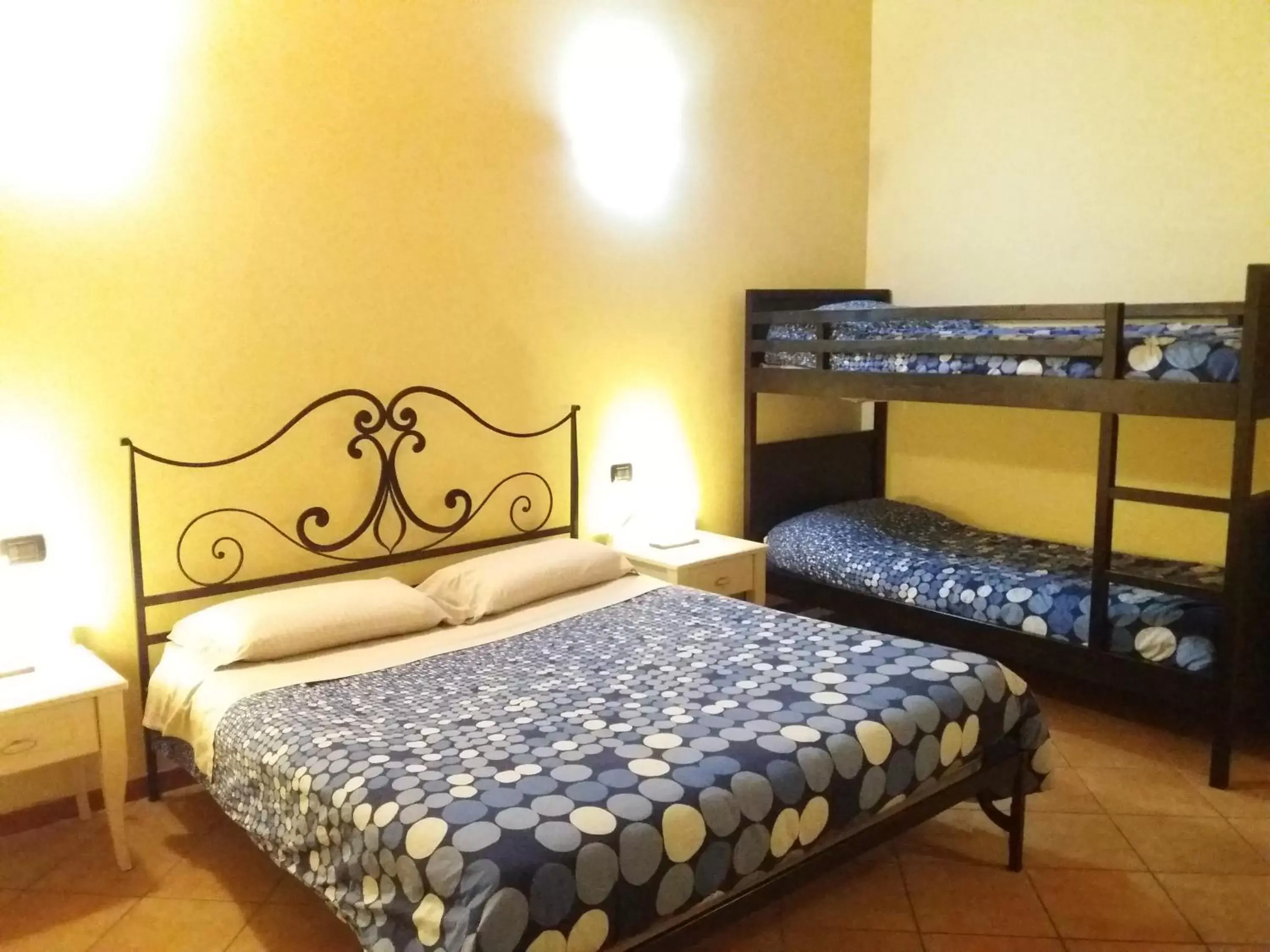 Bunk Bed in B&B Al Tramonto