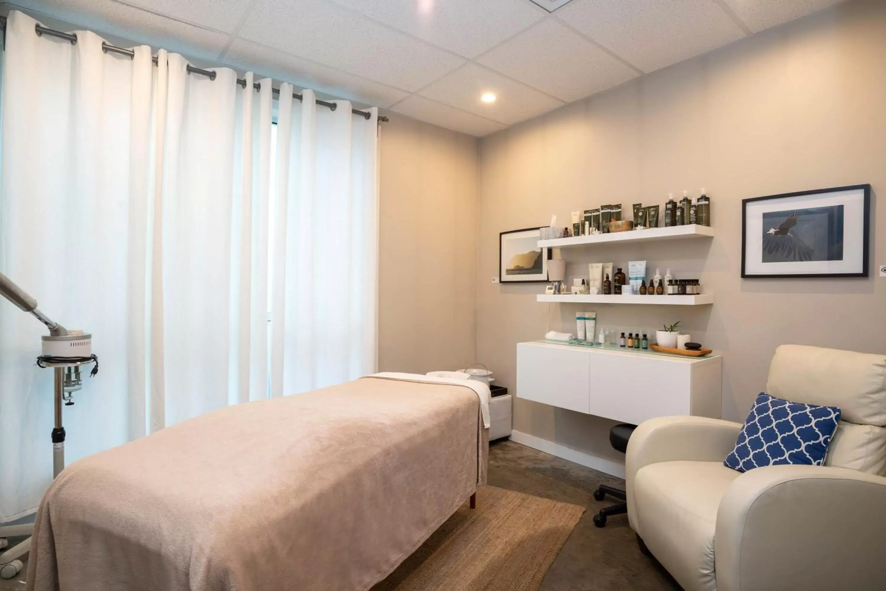 Spa and wellness centre/facilities in Sutton Place Hotel Revelstoke Mountain Resort Spa and wellness centre/facilities in Sutton Place Hotel Revelstoke Mountain Resort