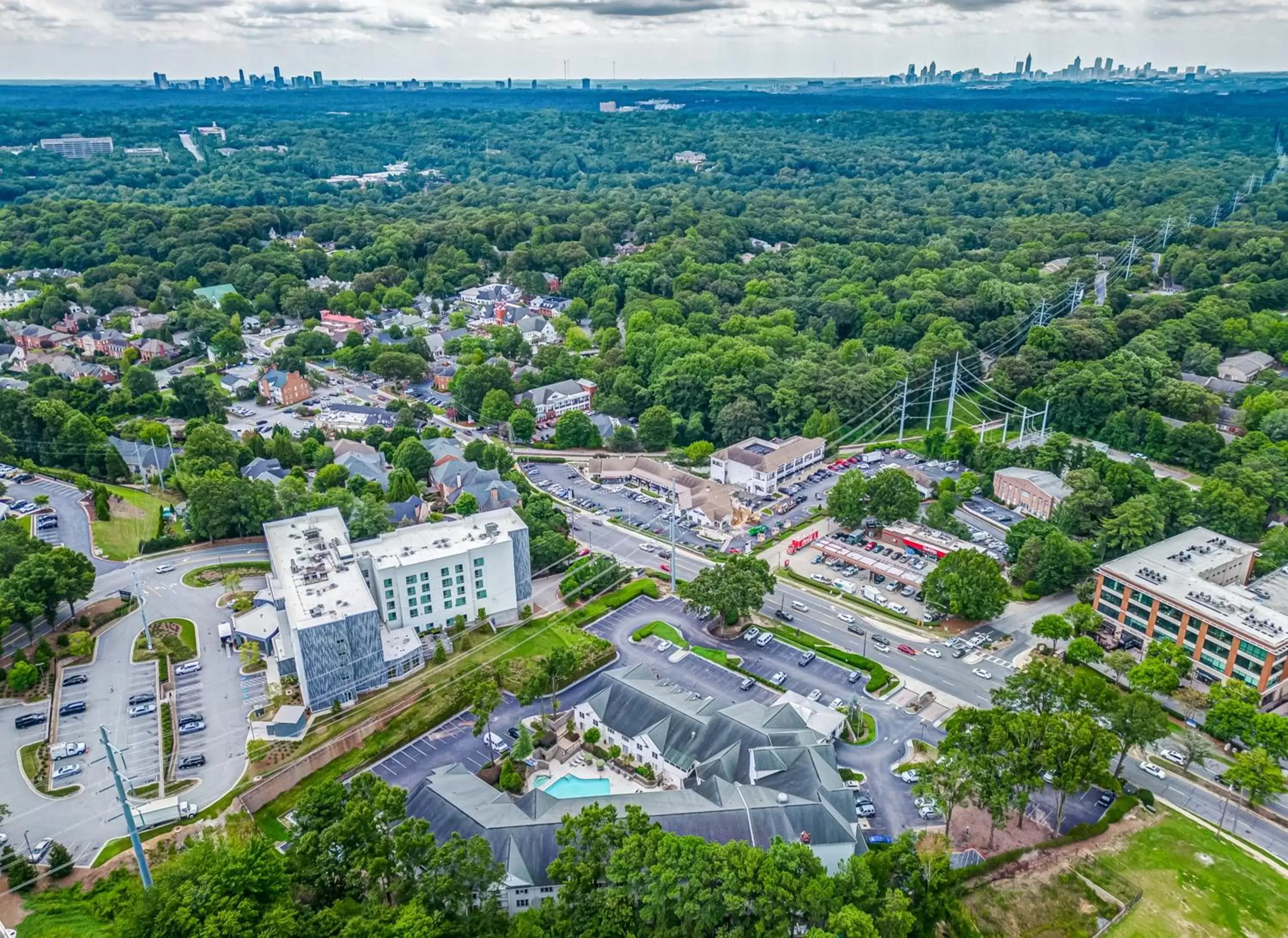 Property building in Hotel Indigo Atlanta Vinings by IHG Property building in Hotel Indigo Atlanta Vinings by IHG