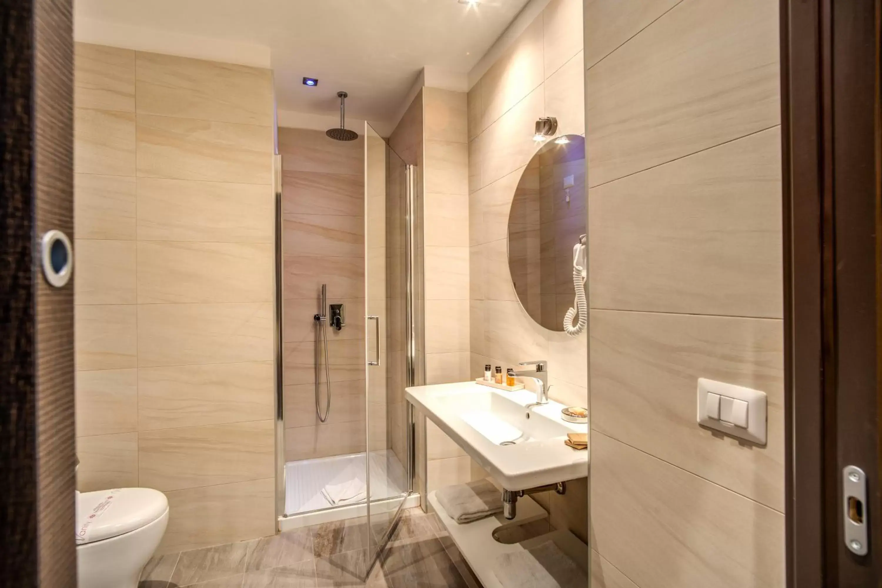 Shower, Bathroom in MZ HOTEL