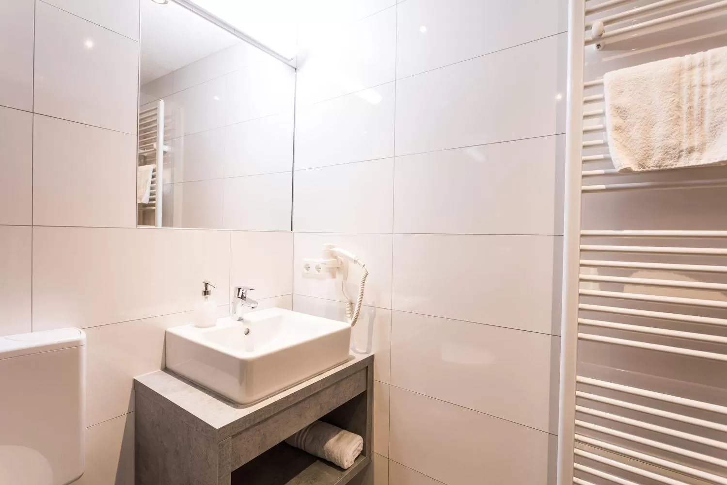 Bathroom in Hotel Johanna mitten im Ötztal