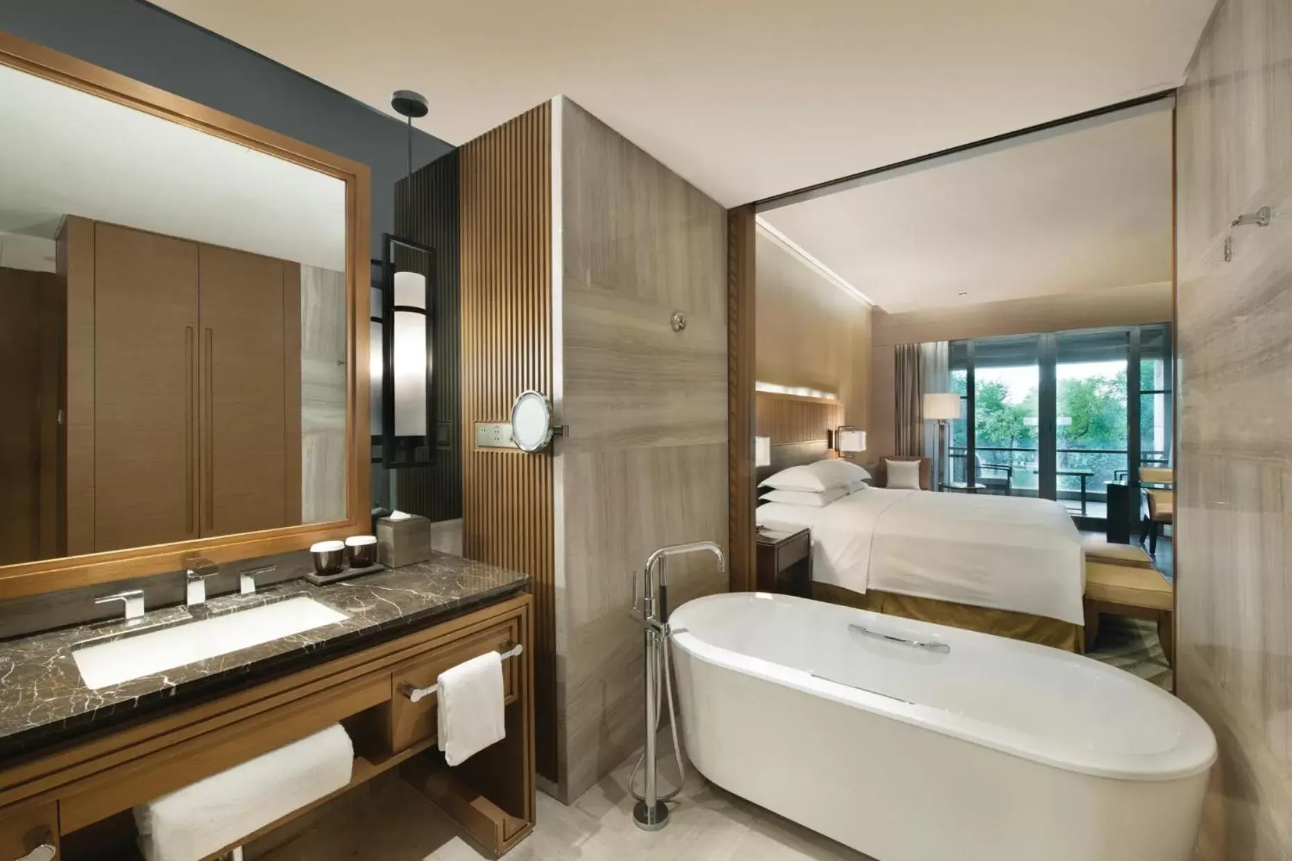 Bathroom in Hilton Wuhan Optics Valley