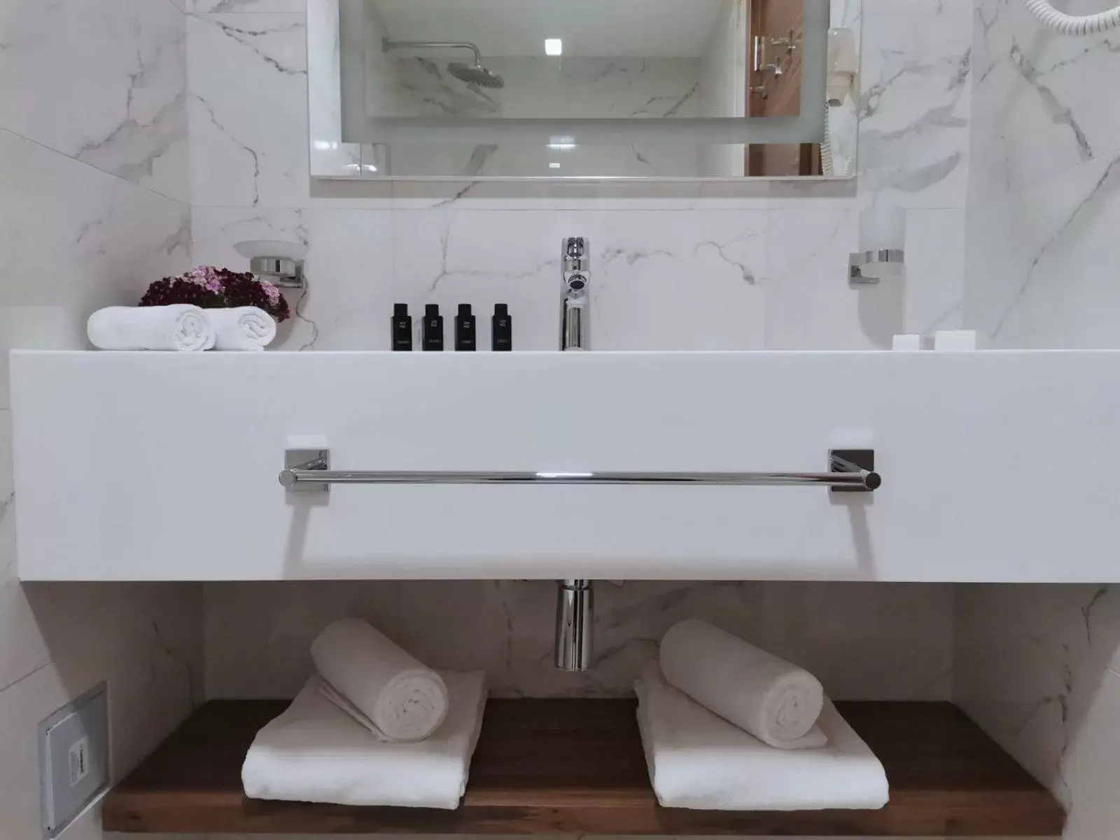 Superior King Room in Central Point Hotel Beograd Superior King Room in Central Point Hotel Beograd